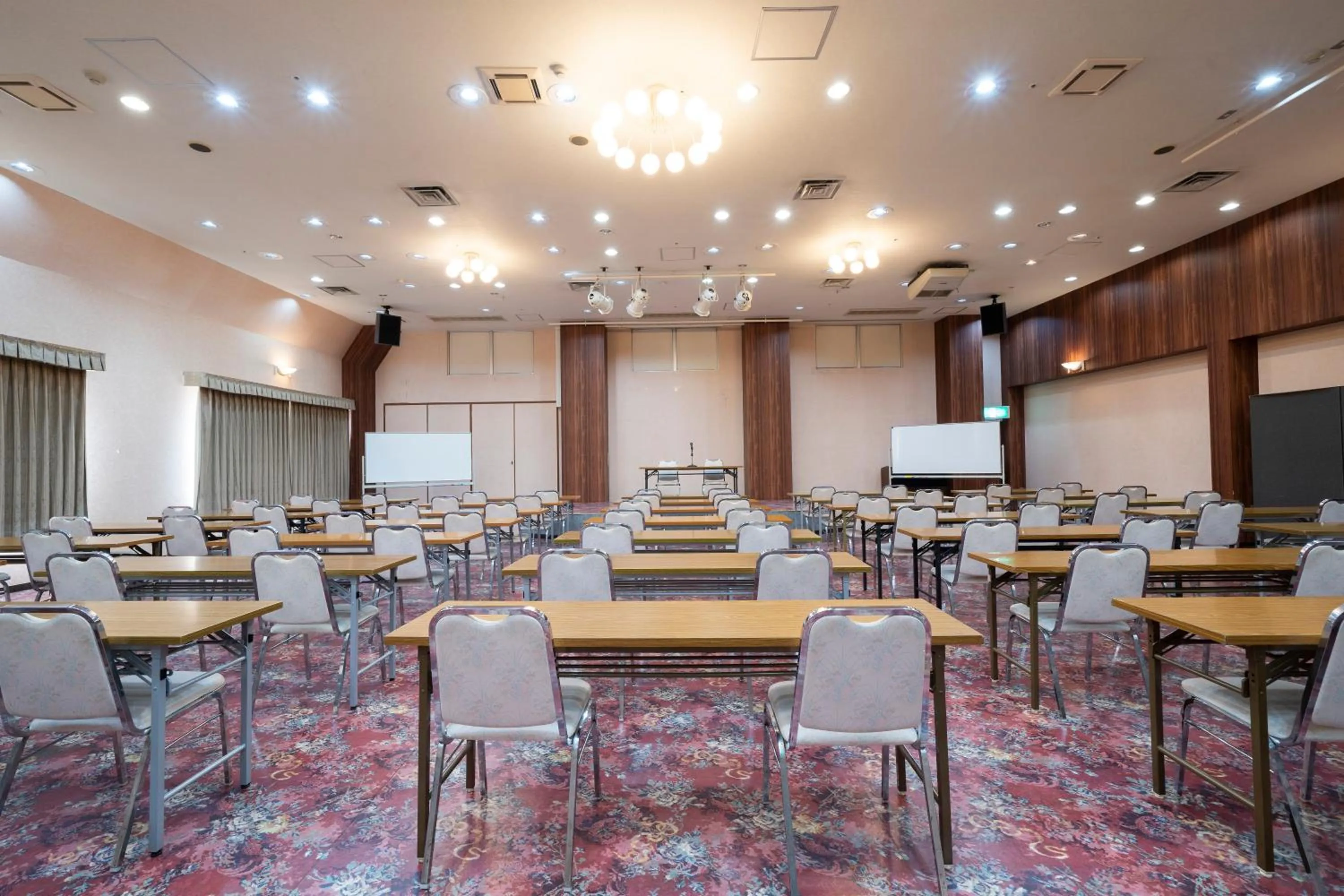 Meeting/conference room in HOTEL CITY INN WAKAYAMA Wakayama-Ekimae