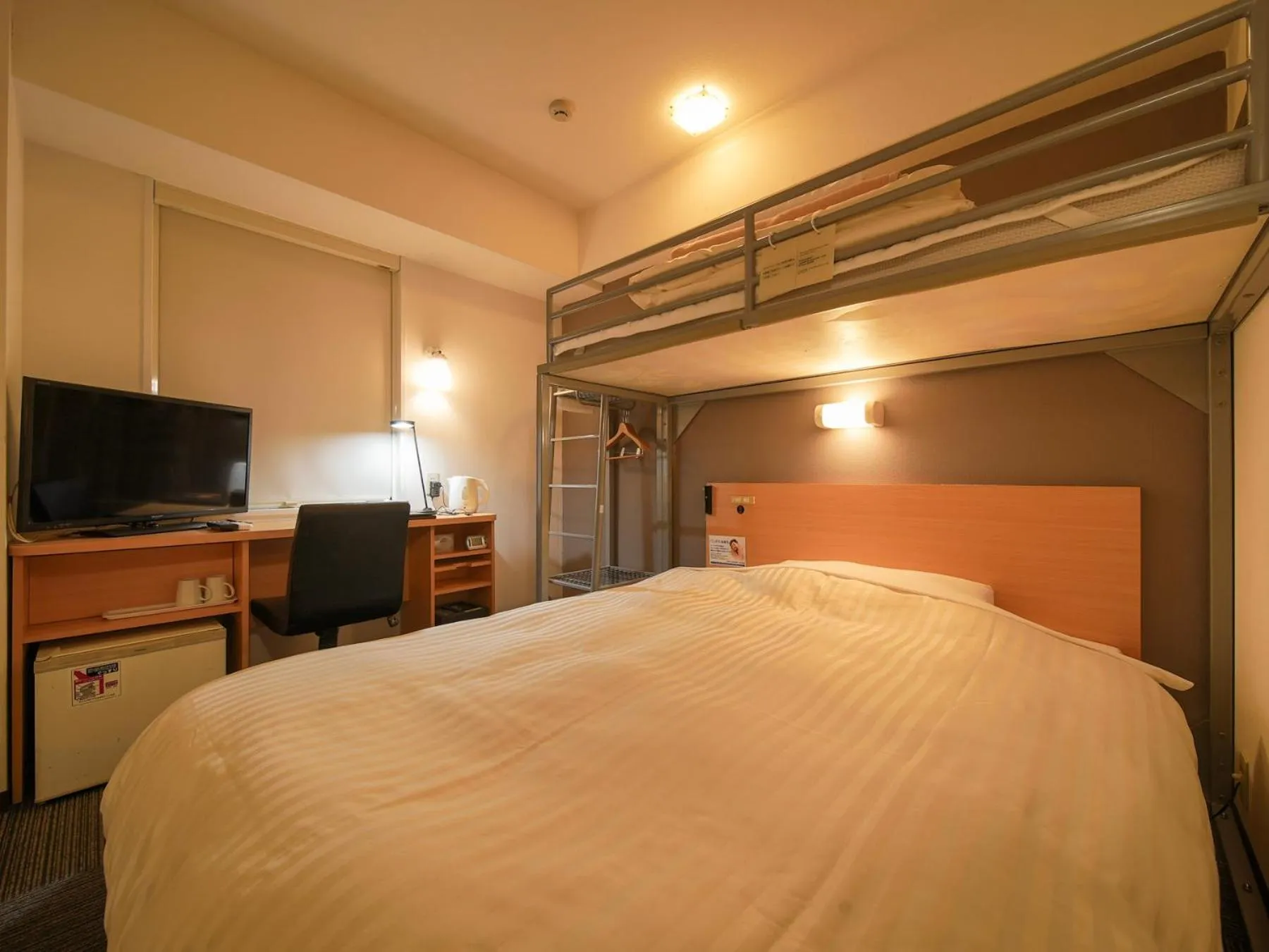 Bed in Super Hotel Kokuraeki Minamiguchi