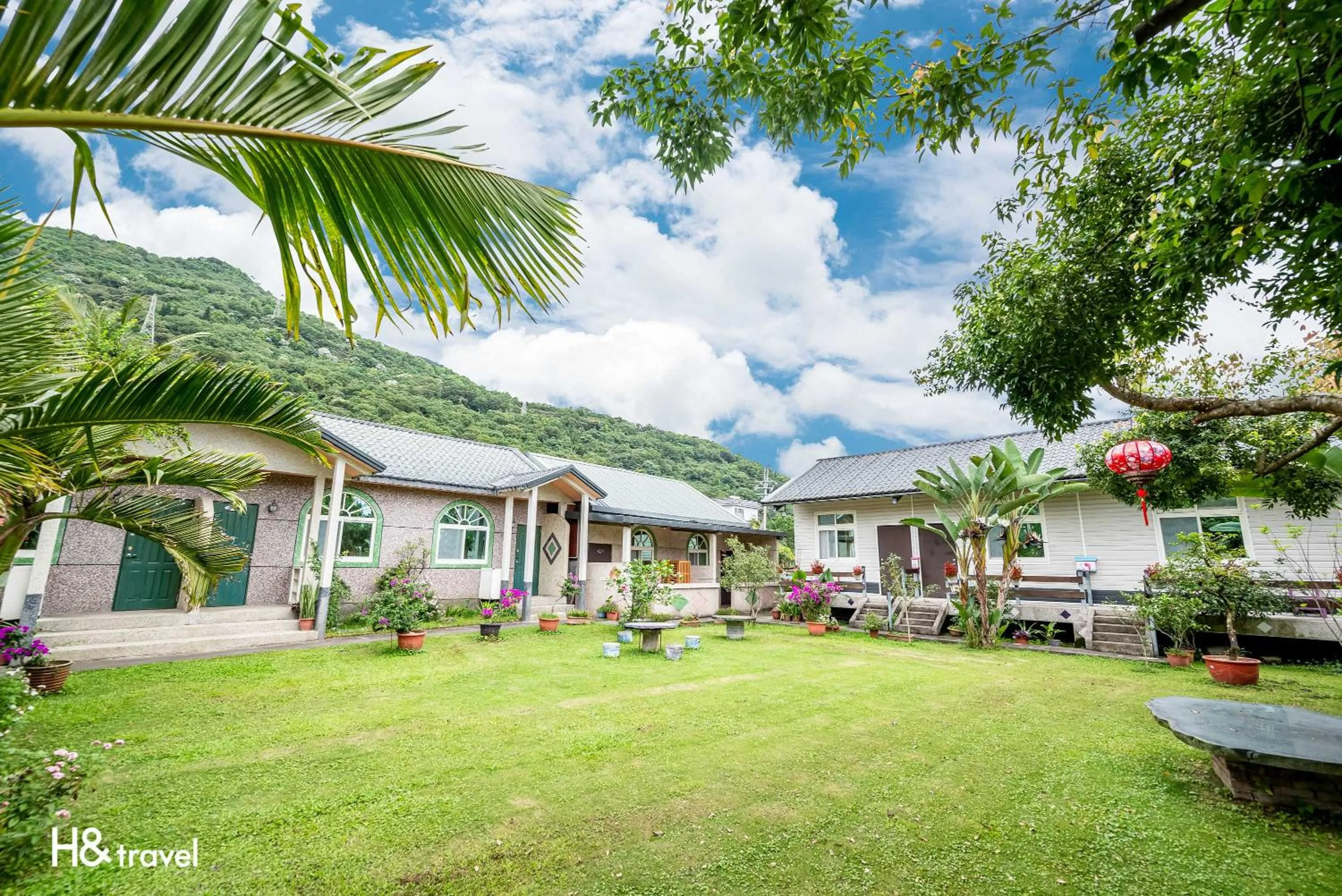 Property building in Shan Tyi Homestay