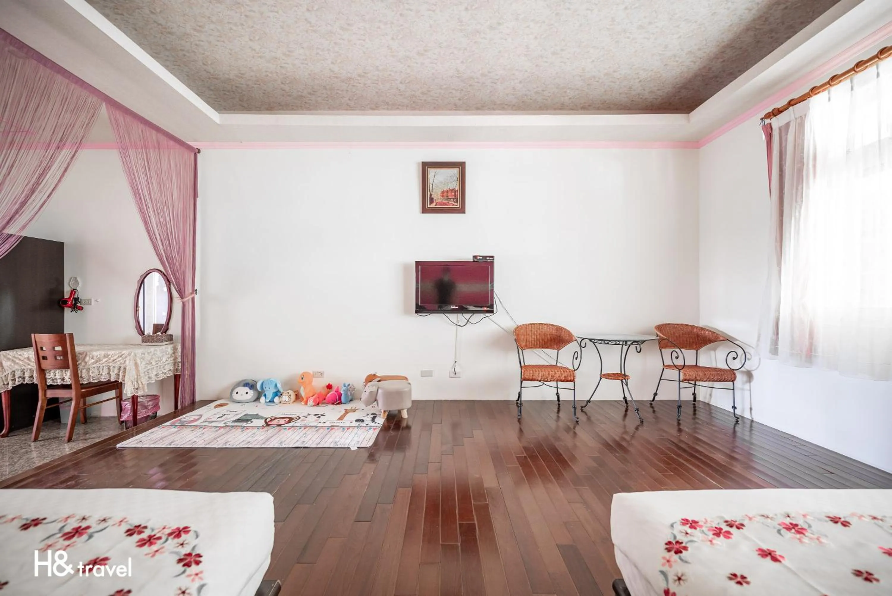 TV and multimedia, Bed in Shan Tyi Homestay