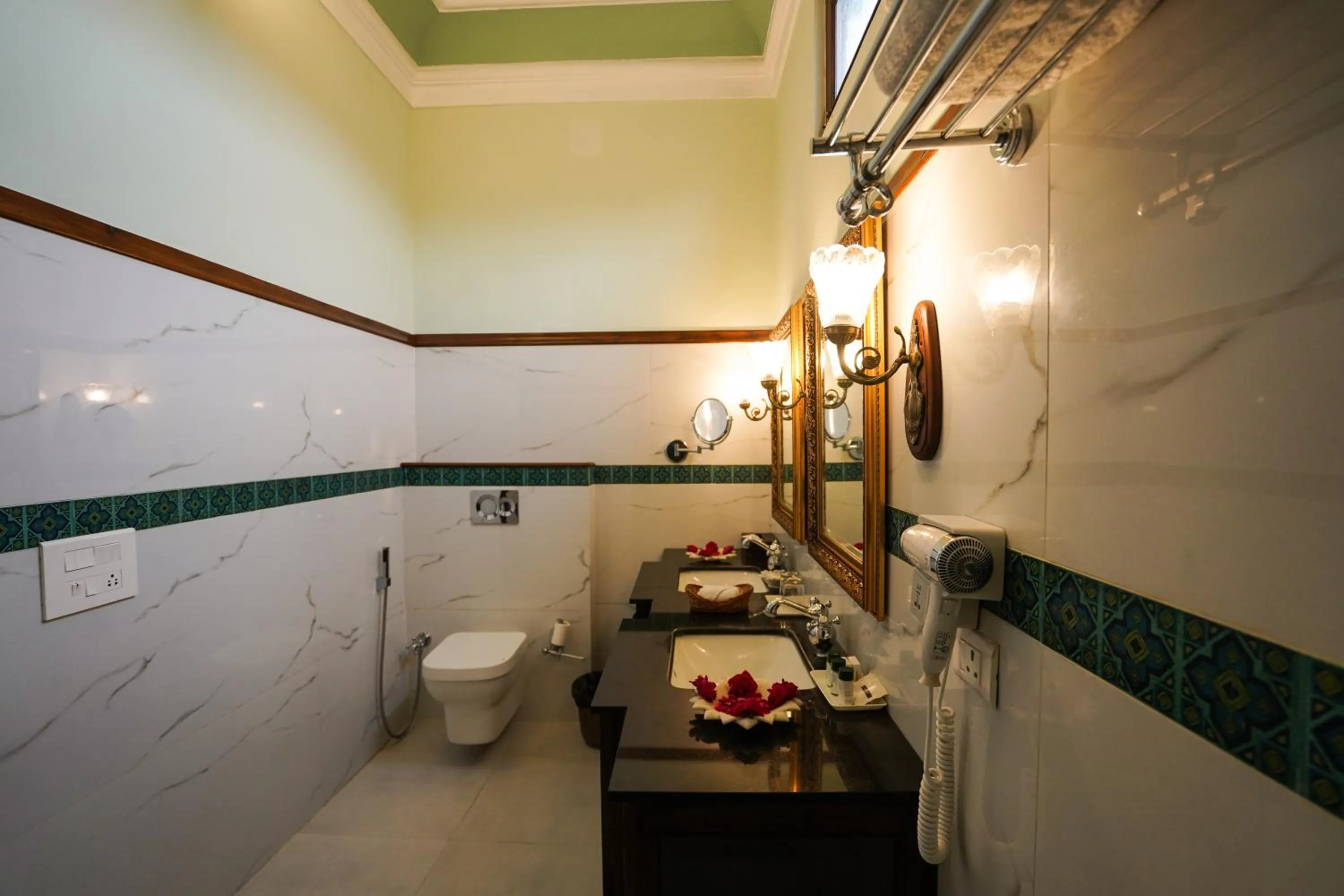 Bathroom in Khas Bagh