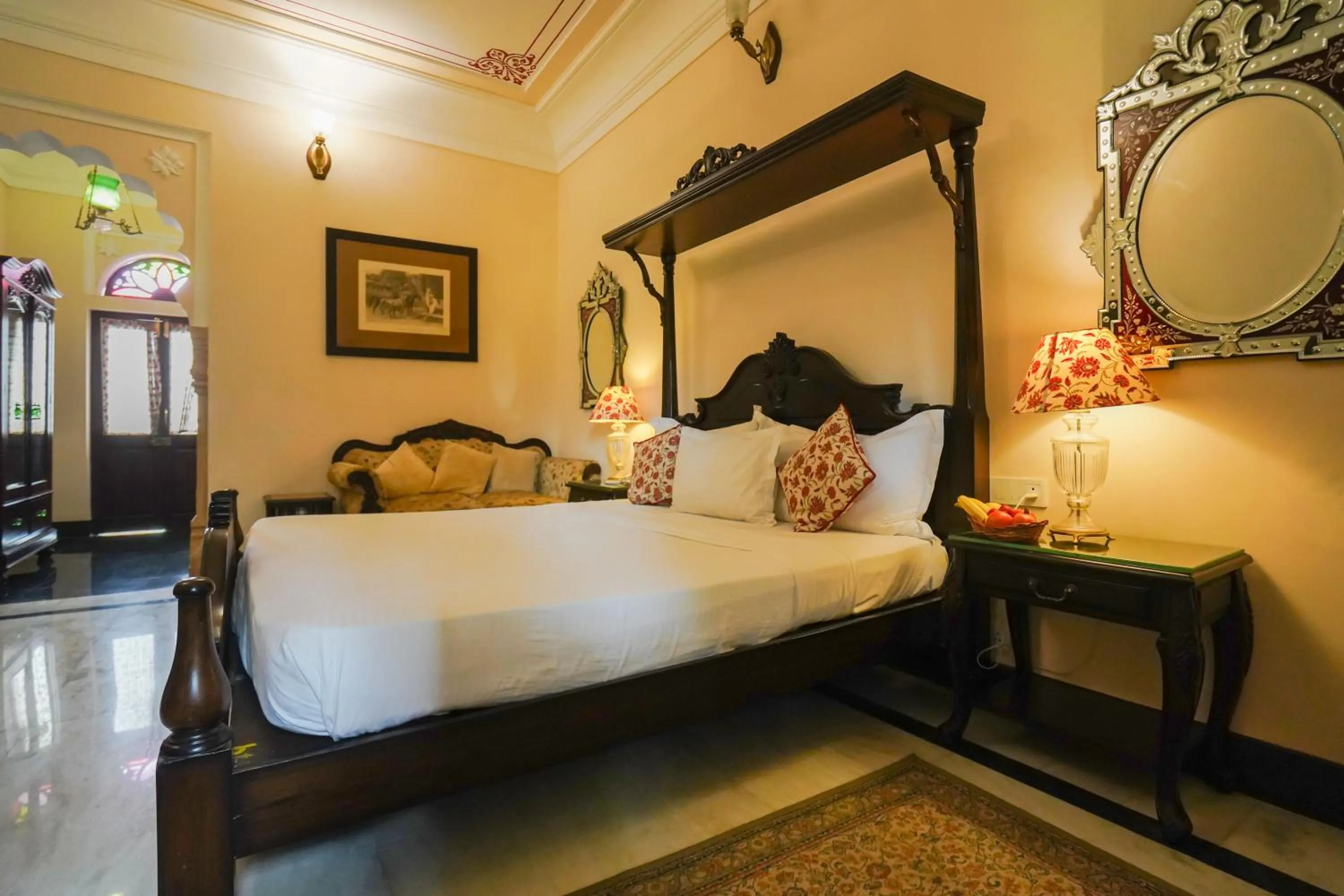 Bedroom, Bed in Khas Bagh