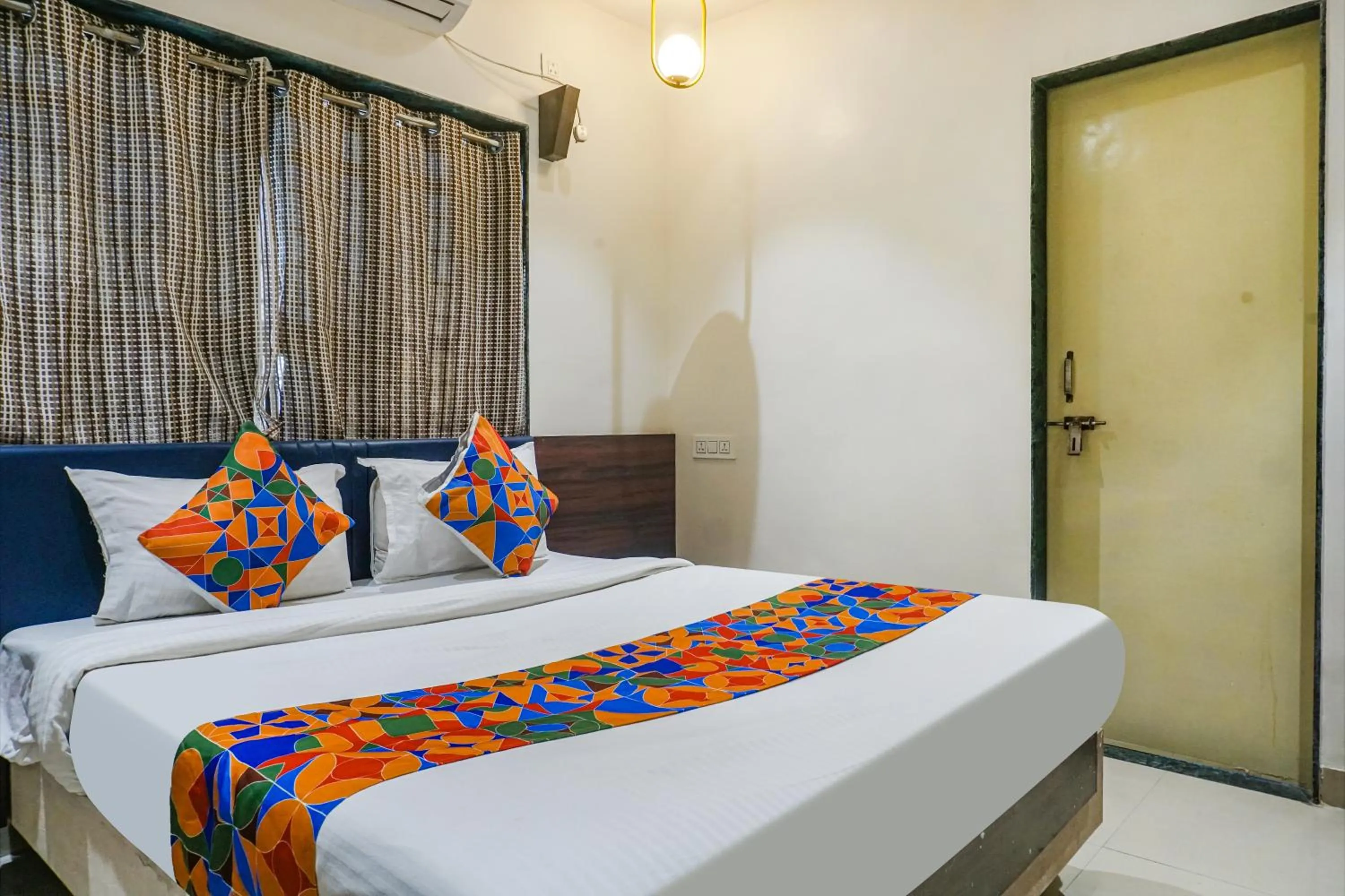 Bed in Via Tulsi Park