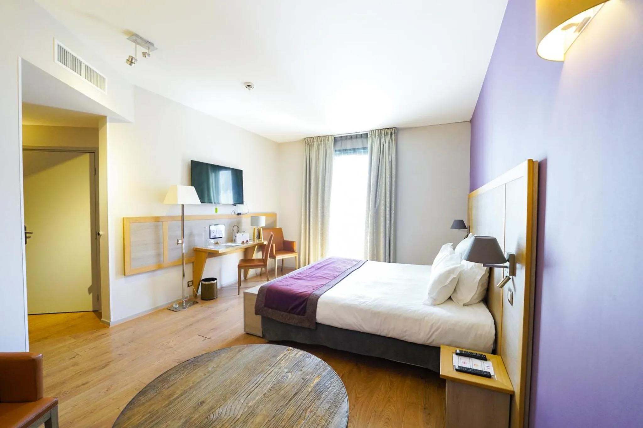 Bed in Hotel Vatel Bordeaux