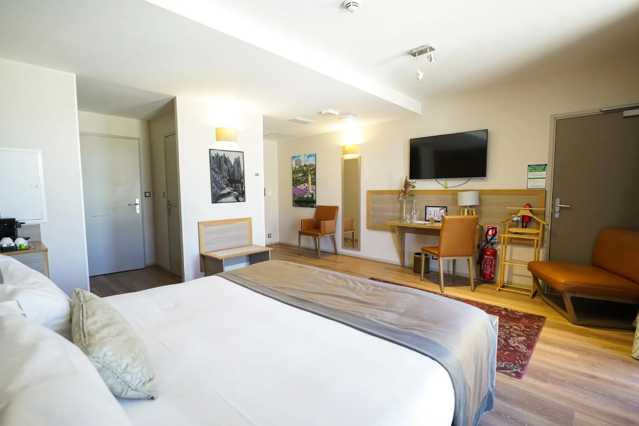 Bed in Hotel Vatel Bordeaux