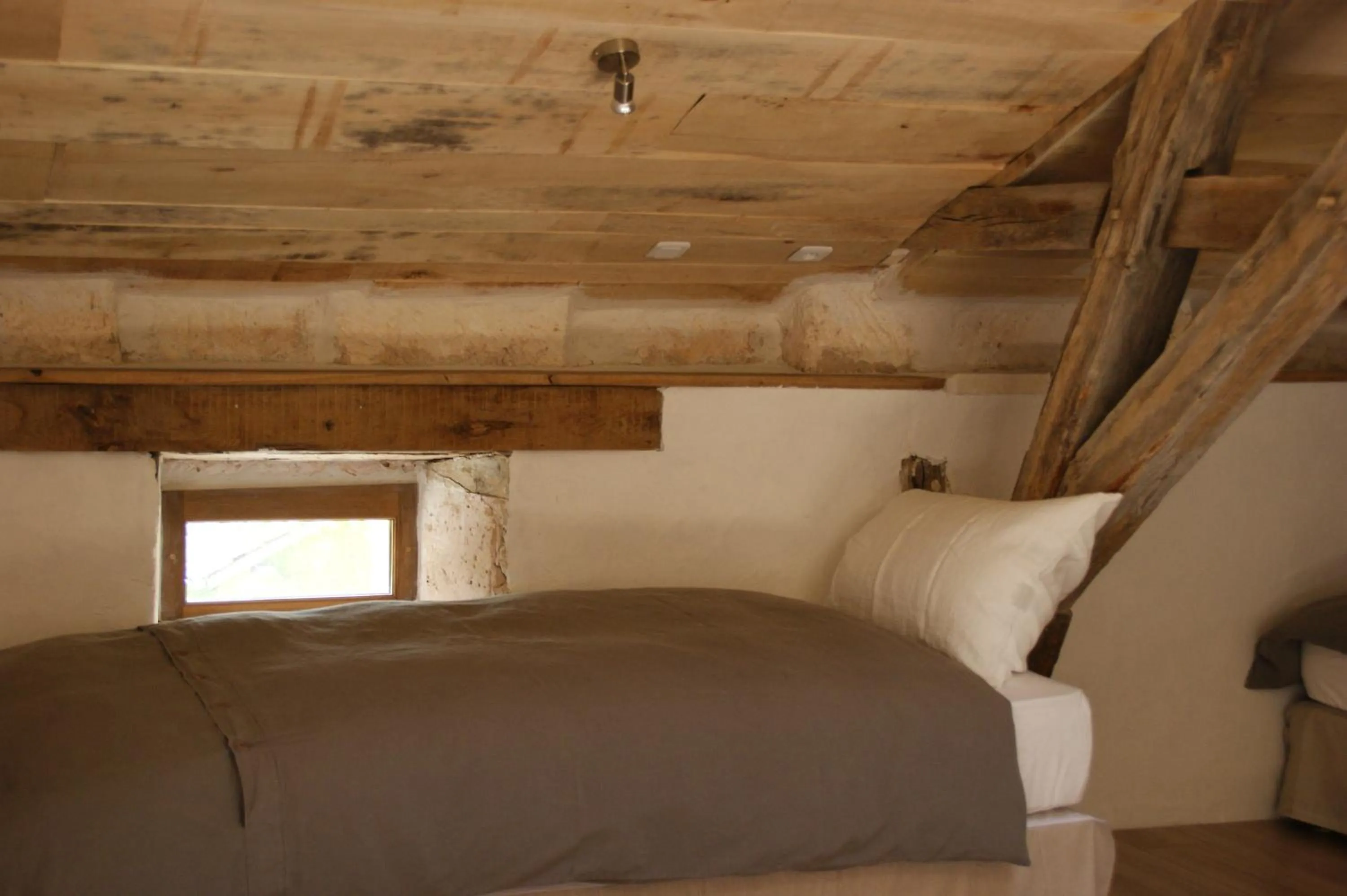 Bed in Château de La Combe