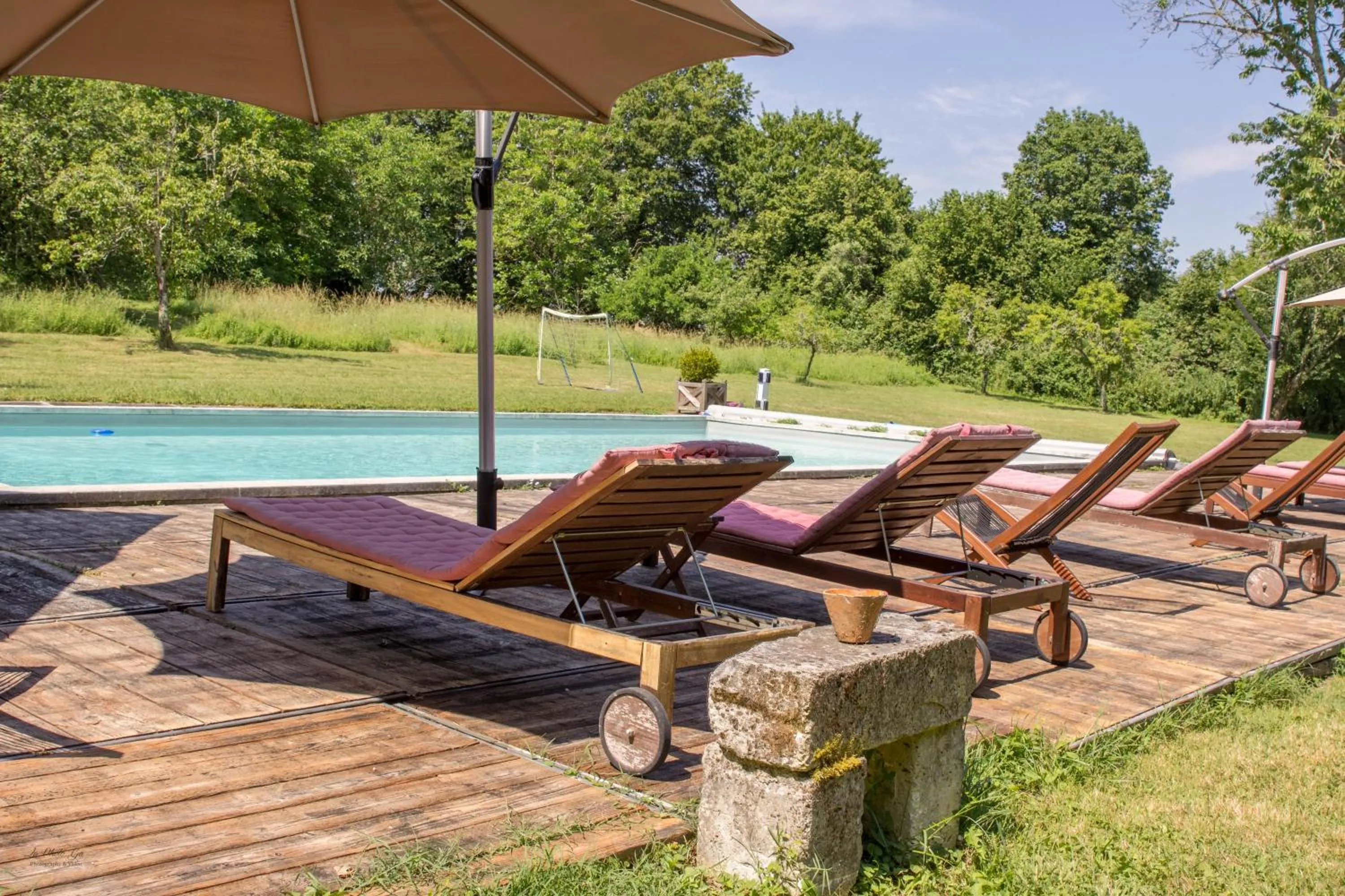 Swimming pool in Château de La Combe