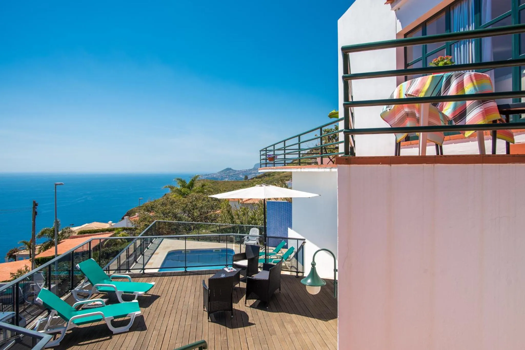 Balcony/Terrace in Vivenda da Esquina - by LovelyStay