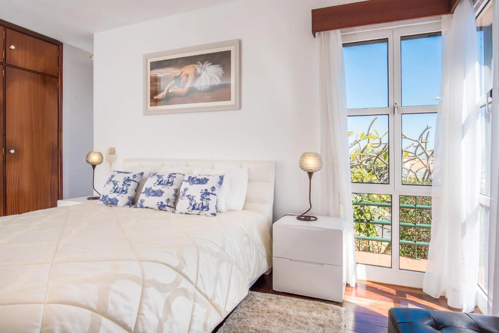 Bed in Vivenda da Esquina - by LovelyStay