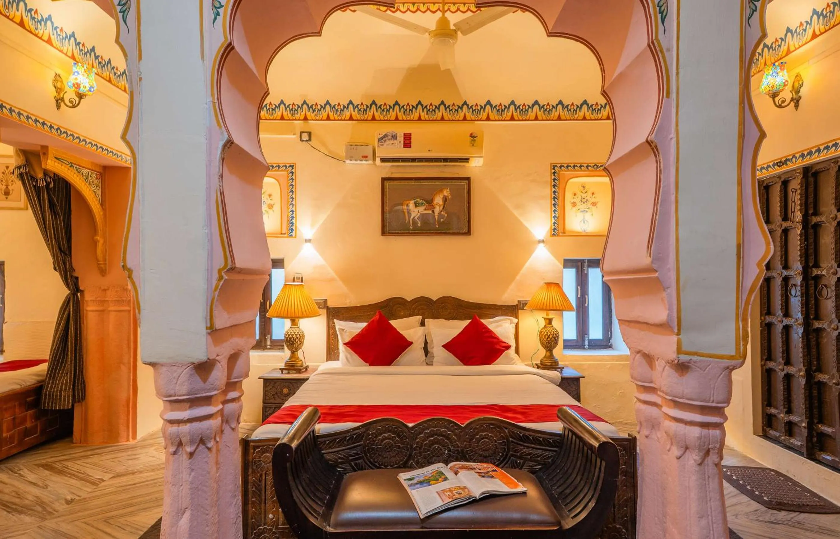 Bedroom, Bed in Hotel Shahi Palace Mandawa