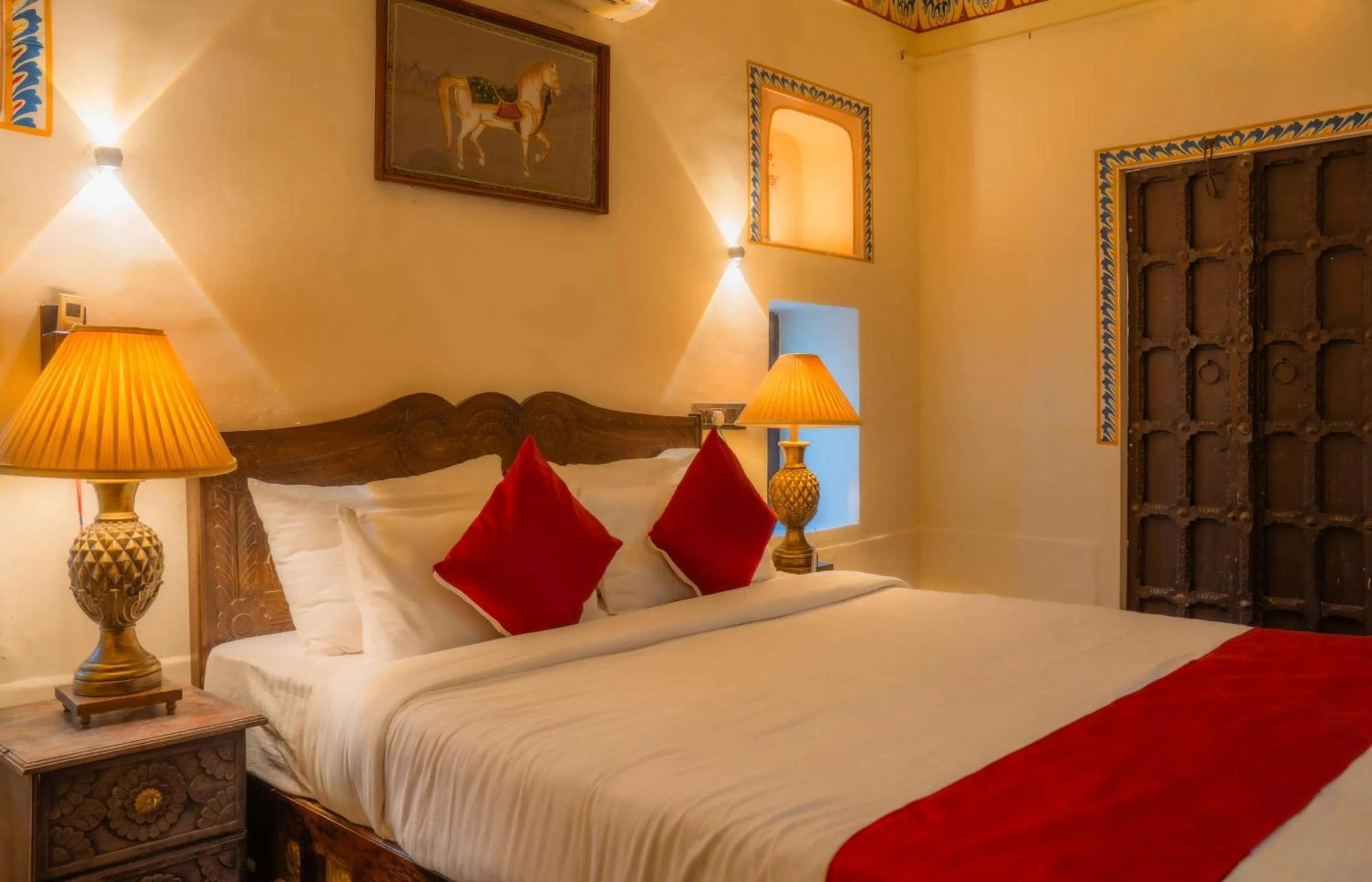 Bedroom, Bed in Hotel Shahi Palace Mandawa