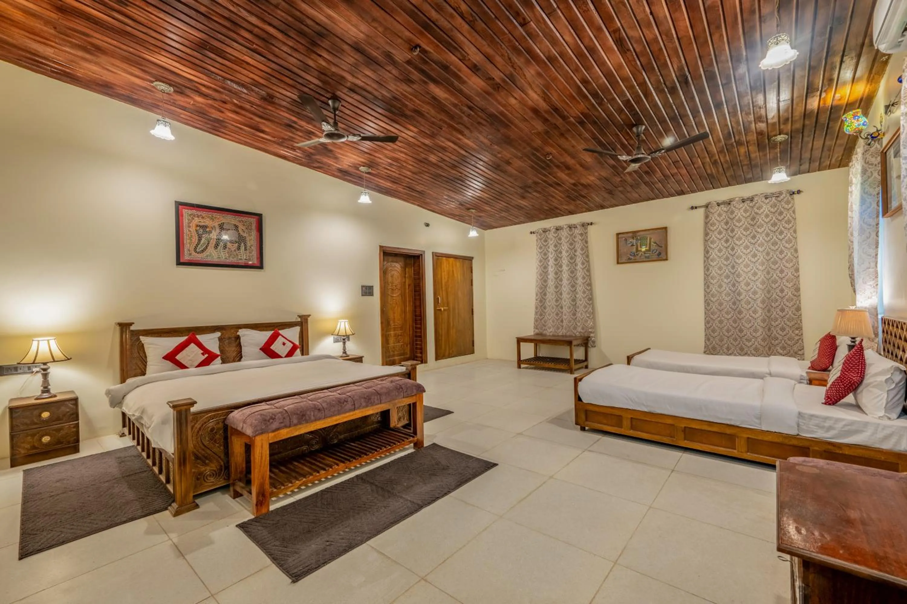 Bed in Hotel Shahi Palace Mandawa