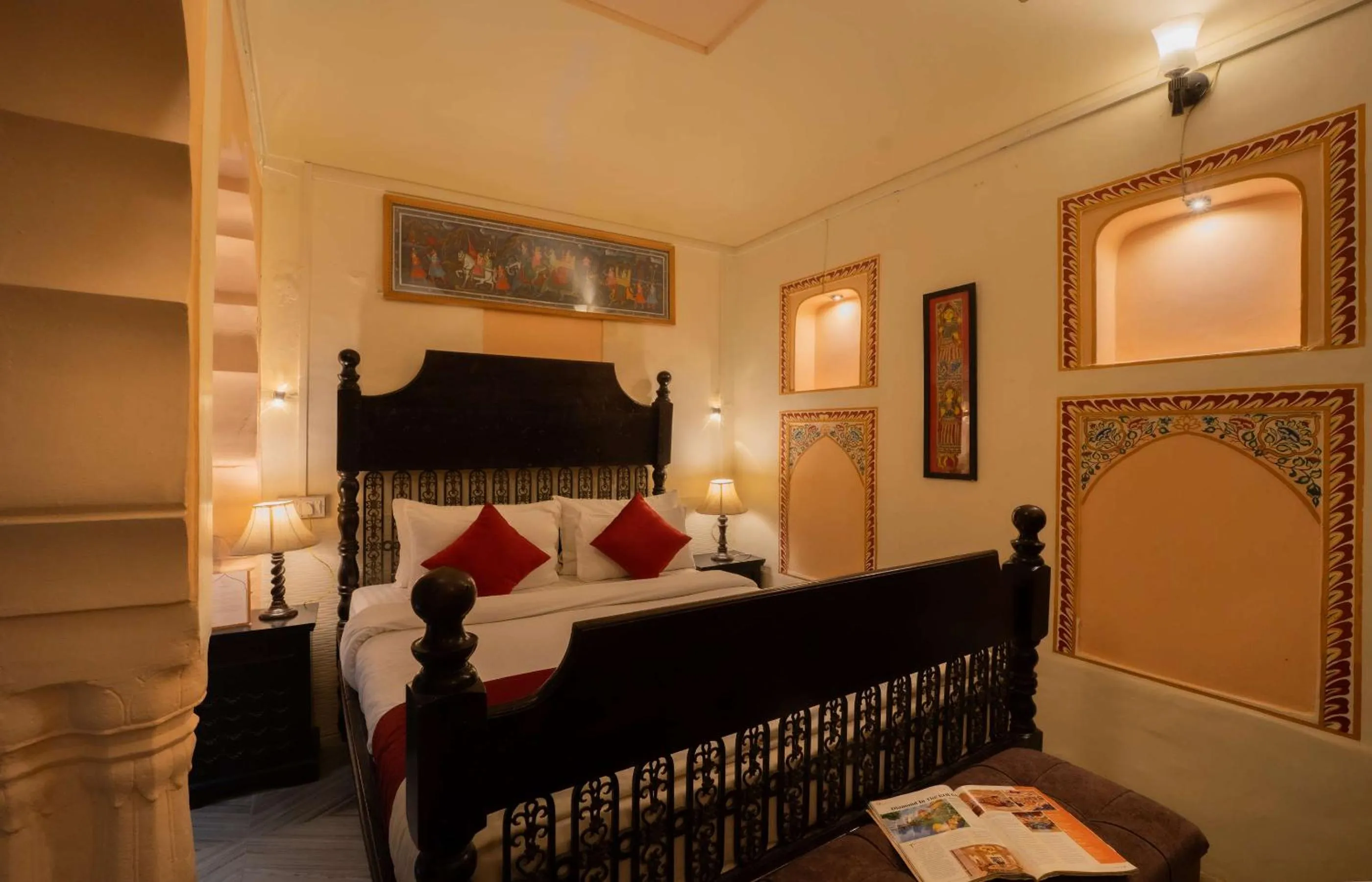 Bedroom, Bed in Hotel Shahi Palace Mandawa