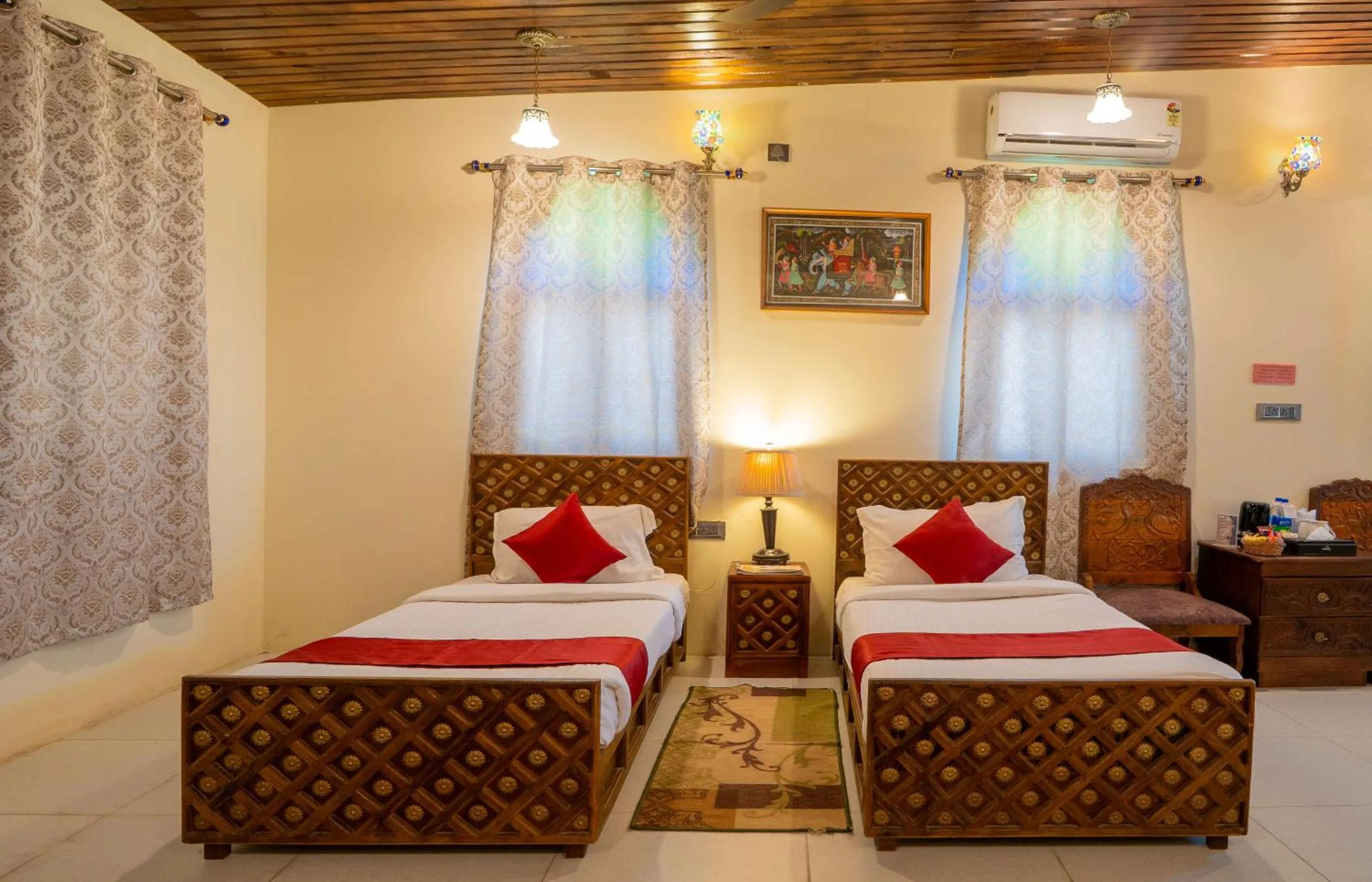 Bedroom, Bed in Hotel Shahi Palace Mandawa