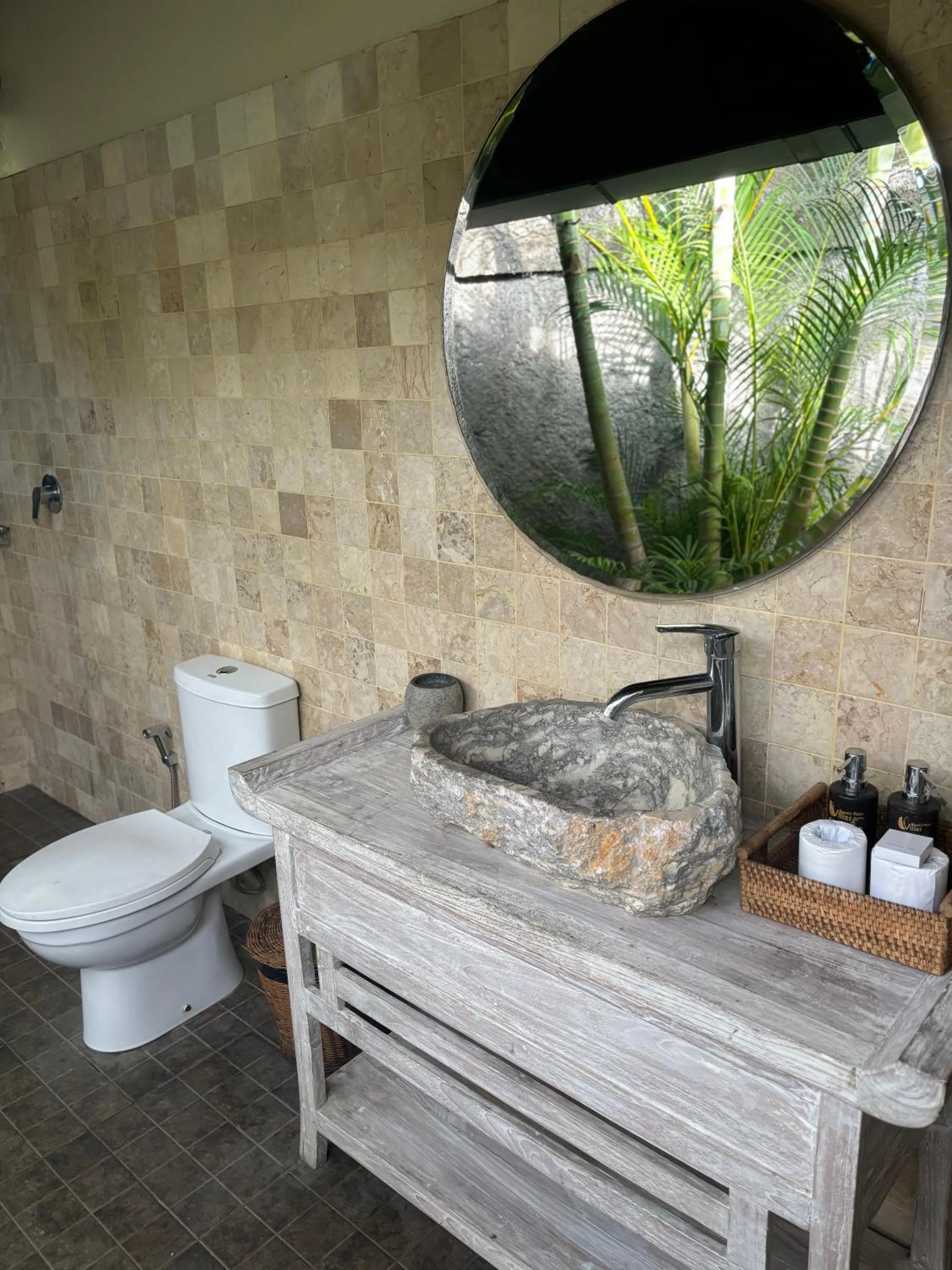 Toilet in Breezy Point Villas