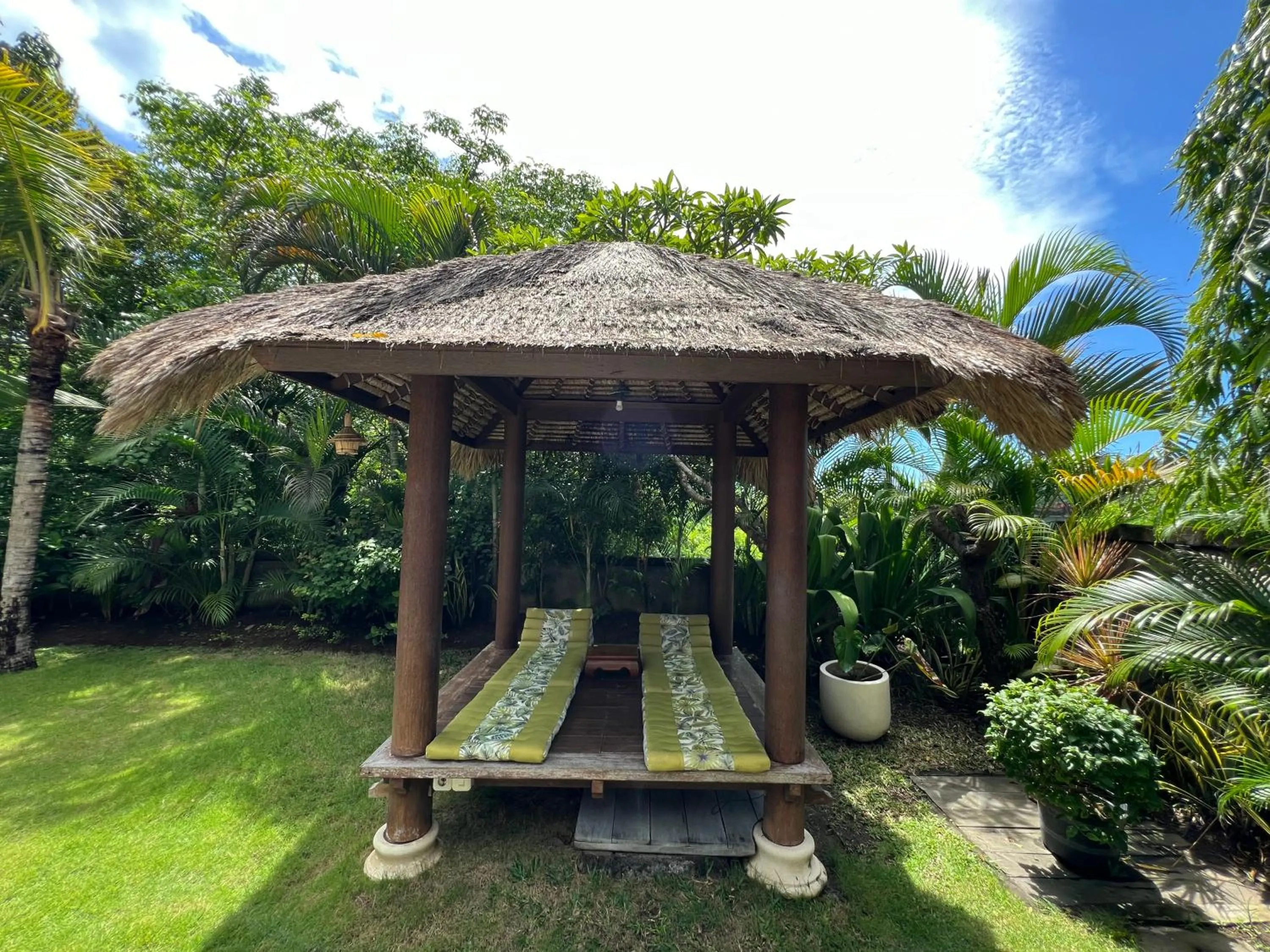 Natural landscape in Breezy Point Villas