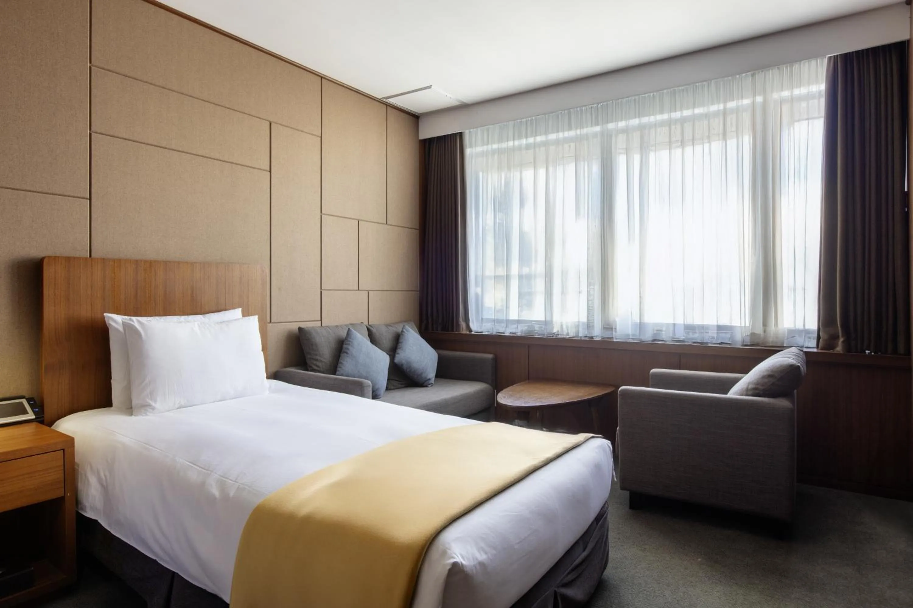 Photo of the whole room, Bed in Hotel Venue-G Seoul