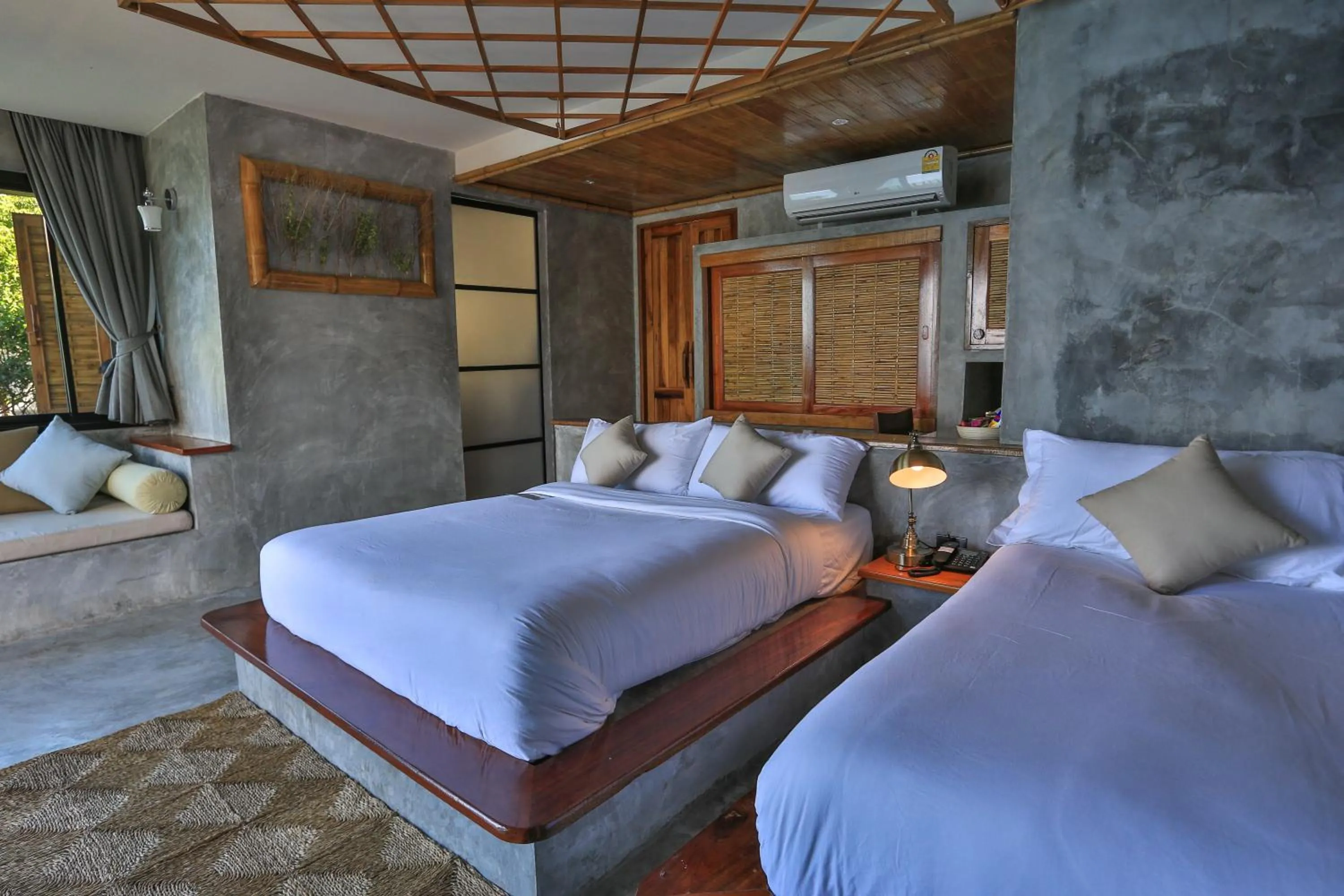 Bedroom, Bed in Sai Daeng Resort