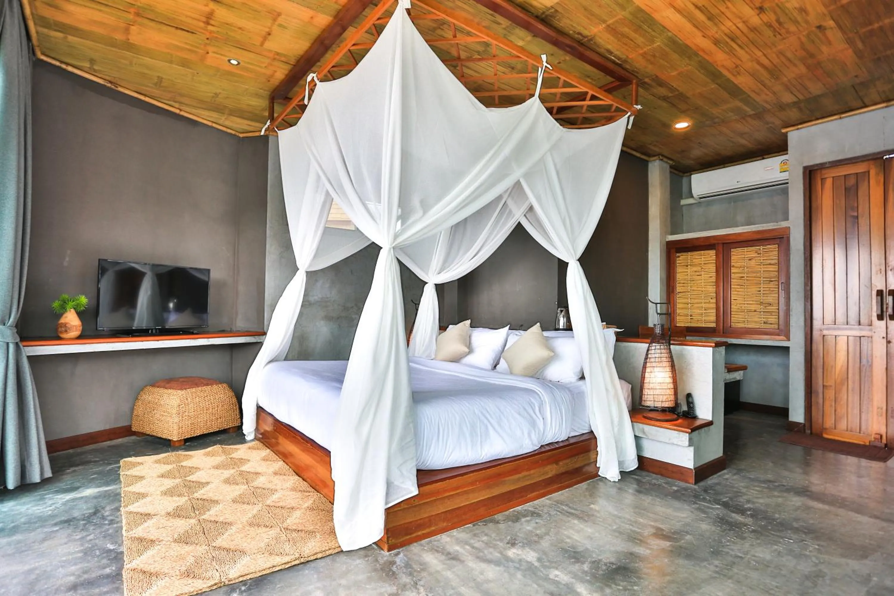 Other, Bed in Sai Daeng Resort