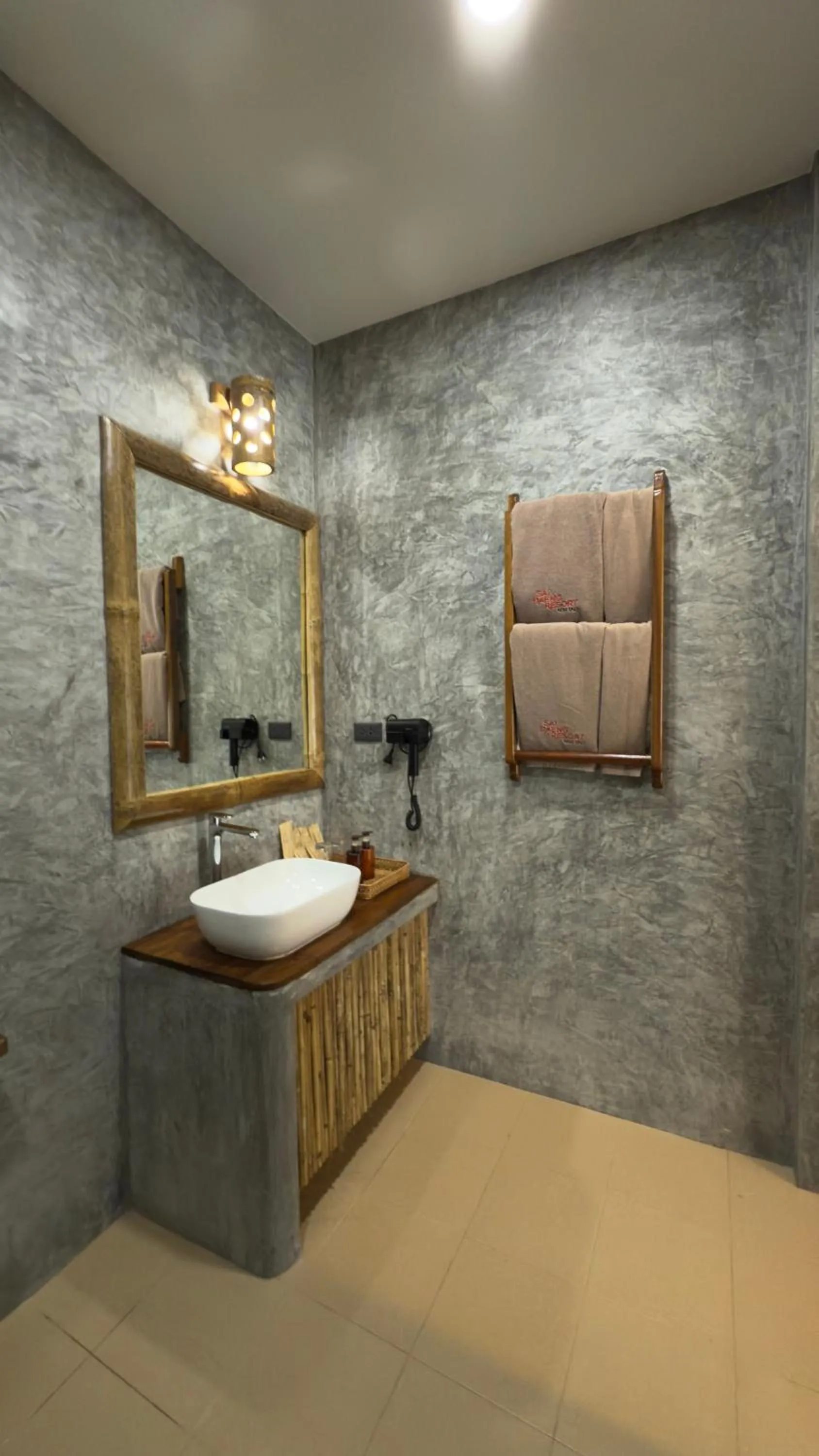 Bathroom in Sai Daeng Resort