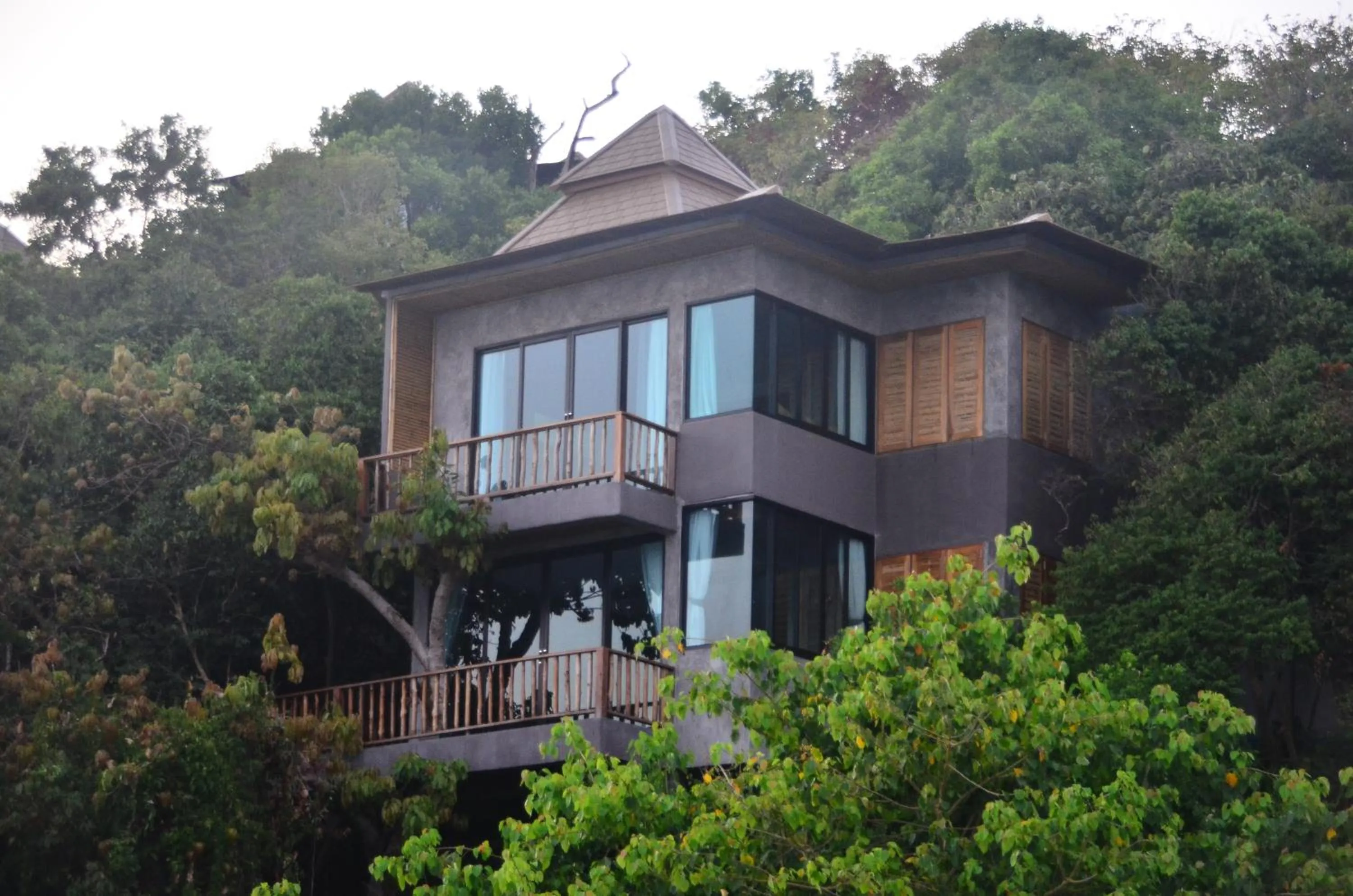 Property building in Sai Daeng Resort