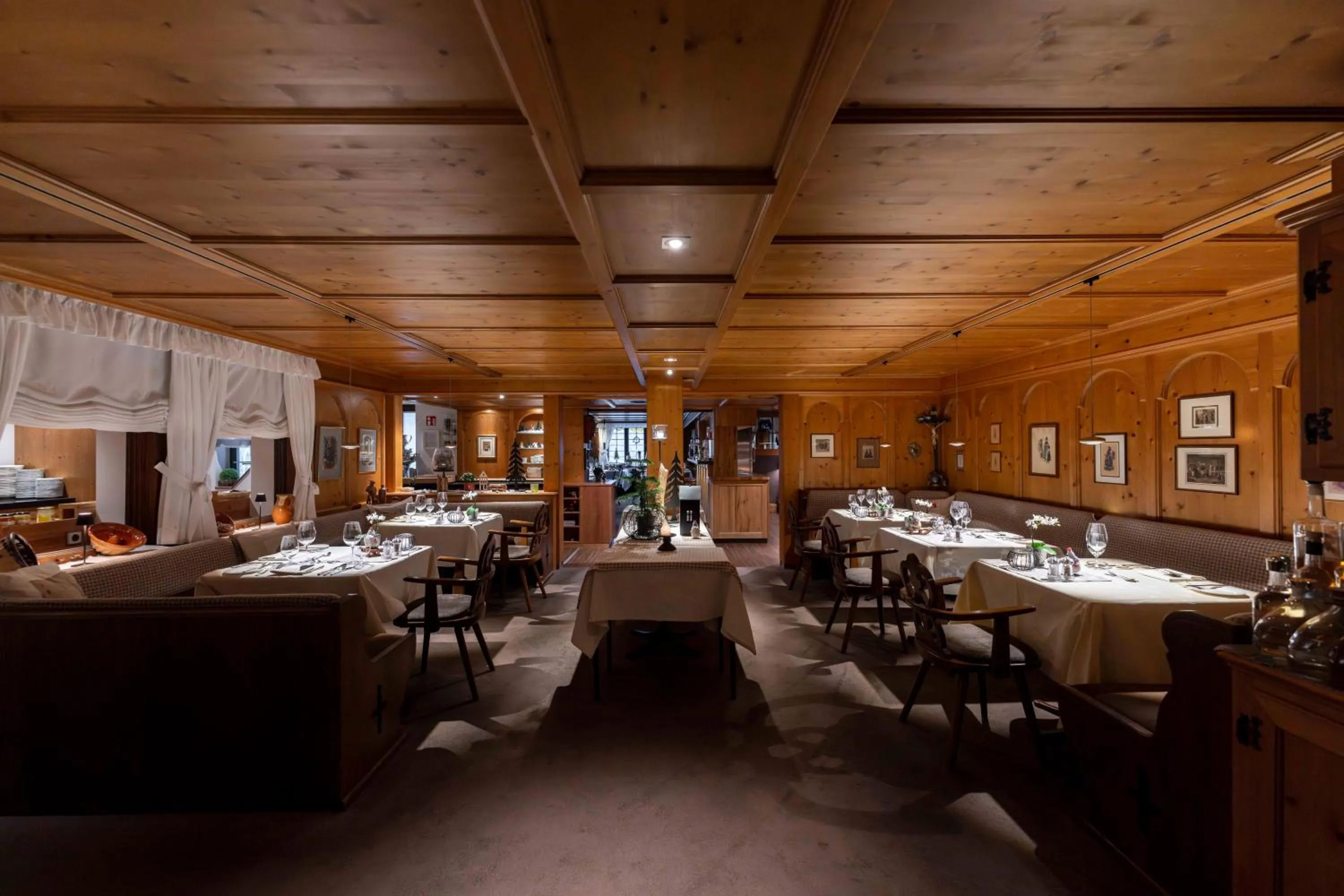 Restaurant/places to eat in Hotel Zum Ochsen