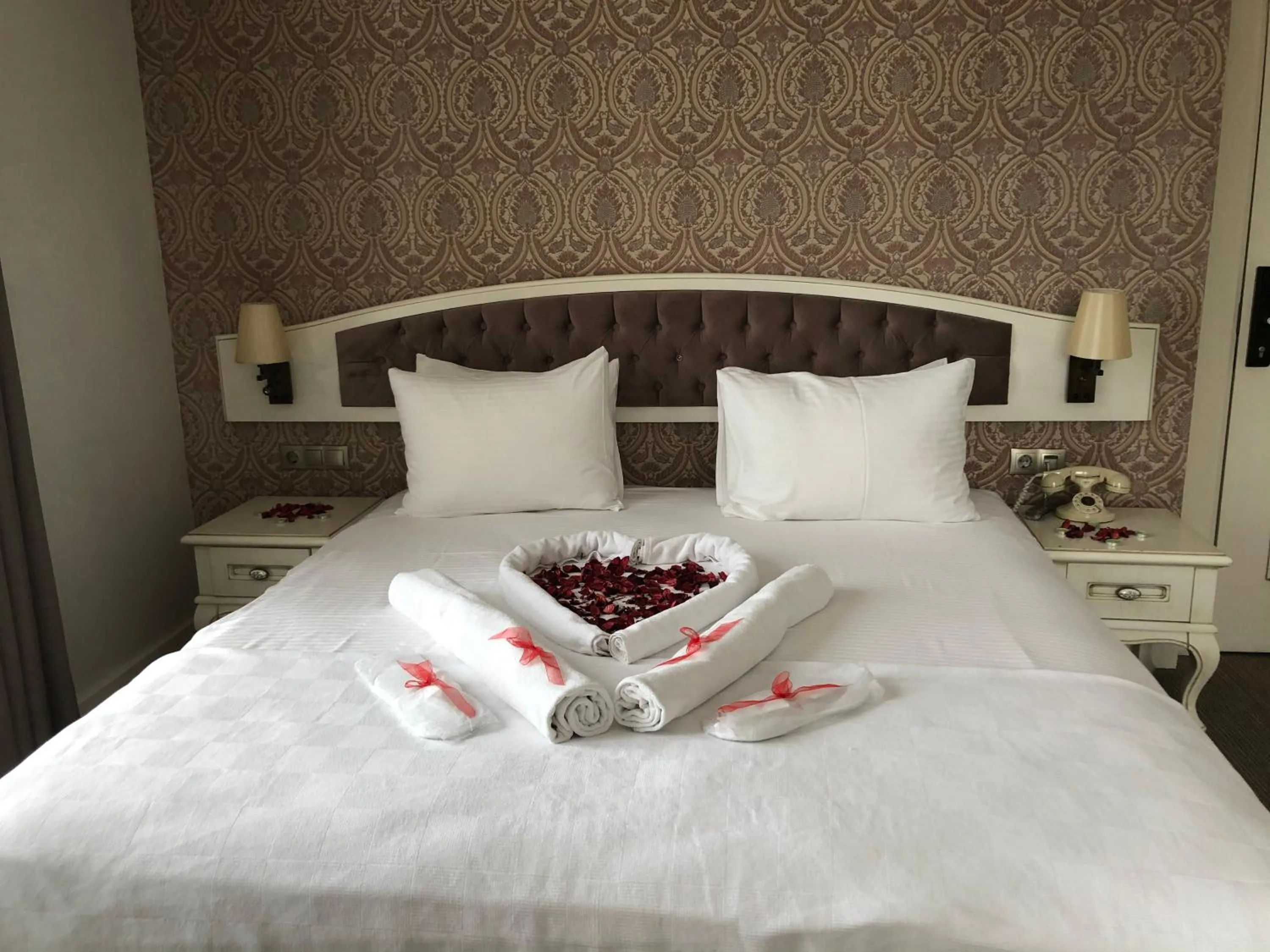 Bed in Hanzade Park Hotel