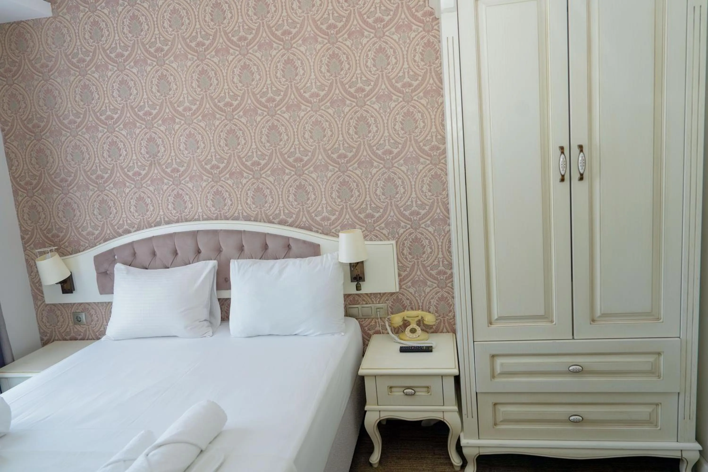 Bed in Hanzade Park Hotel