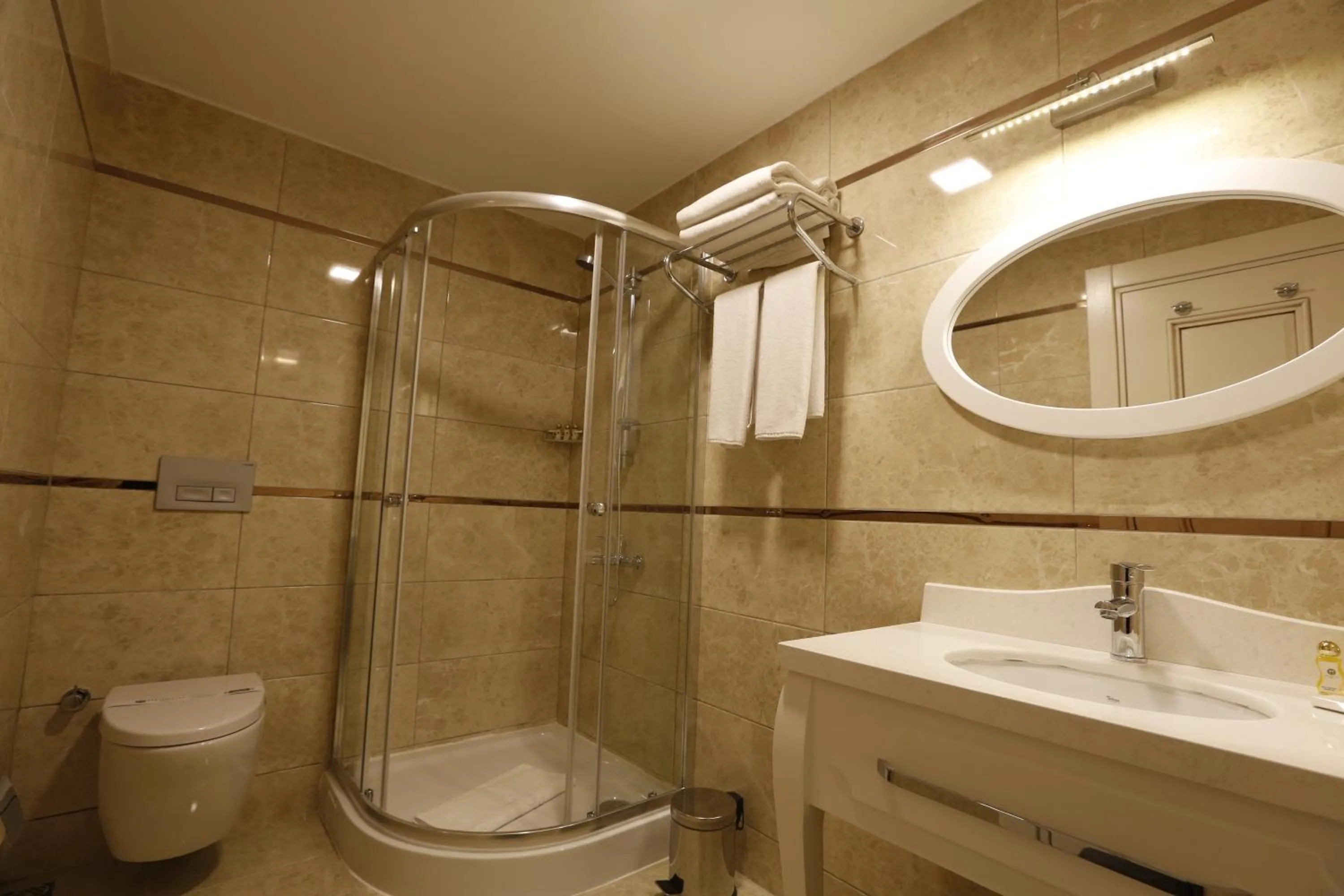 Bathroom in Hanzade Park Hotel