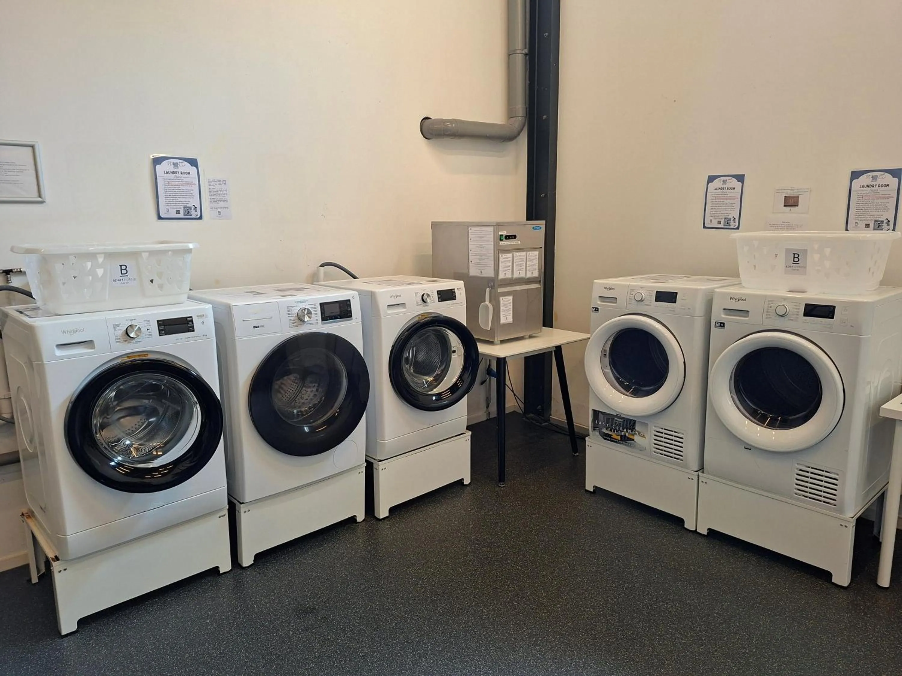 Property building in B-aparthotel Kennedy