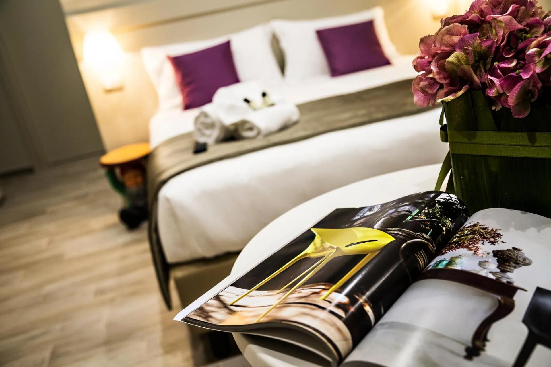 Decorative detail, Bed in Borghetto Guest House