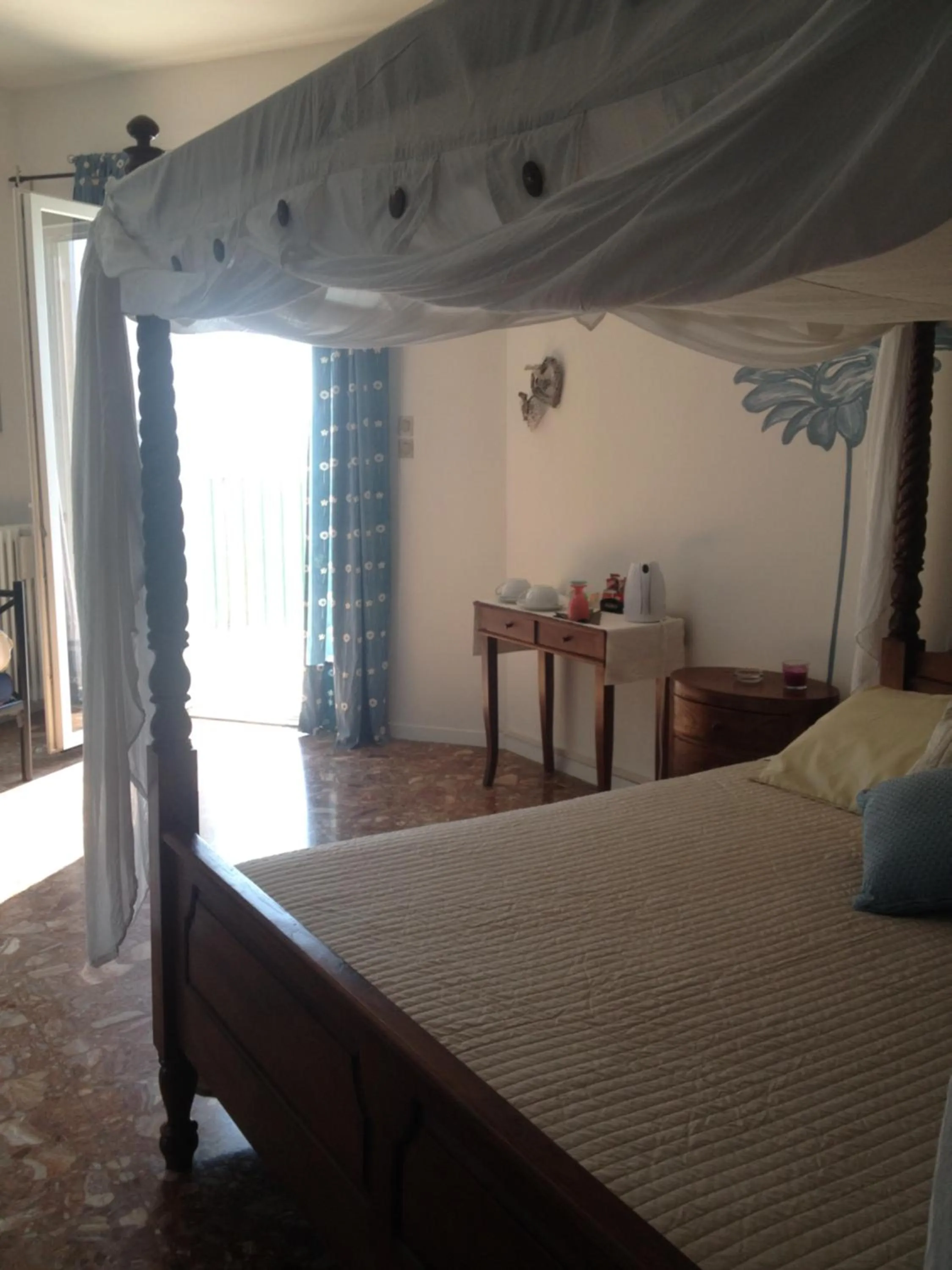 View (from property/room), Bed in Casa Sulla Laguna
