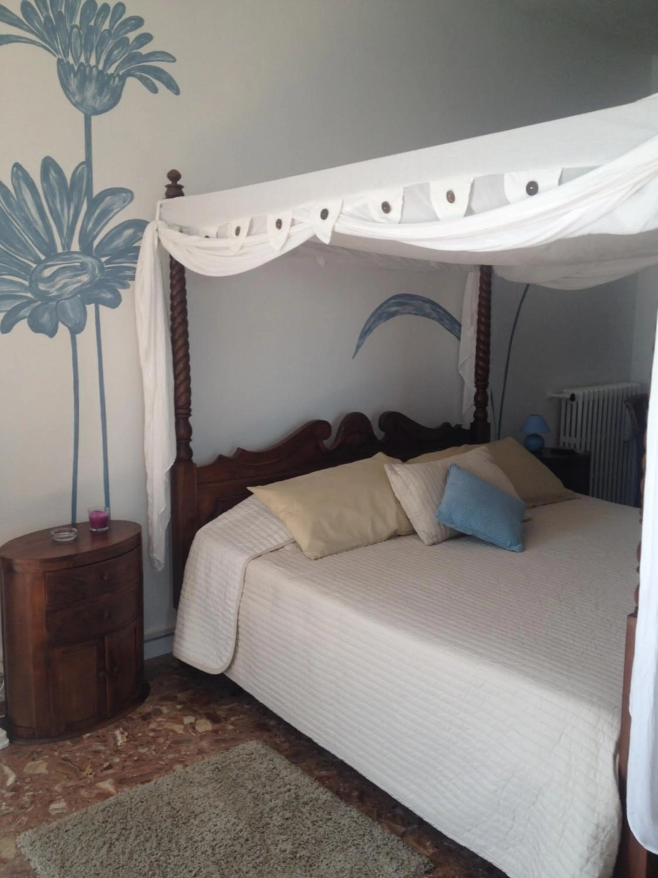 View (from property/room), Bed in Casa Sulla Laguna