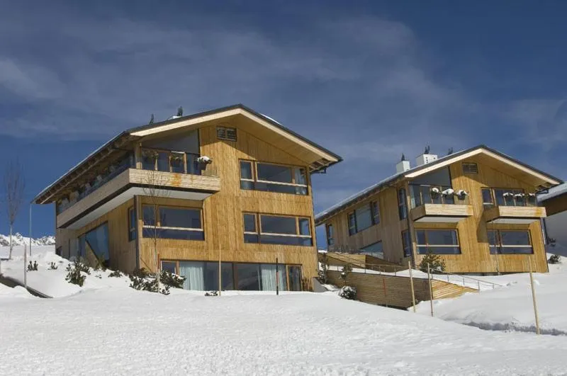 Facade/entrance in LAMA Appartement