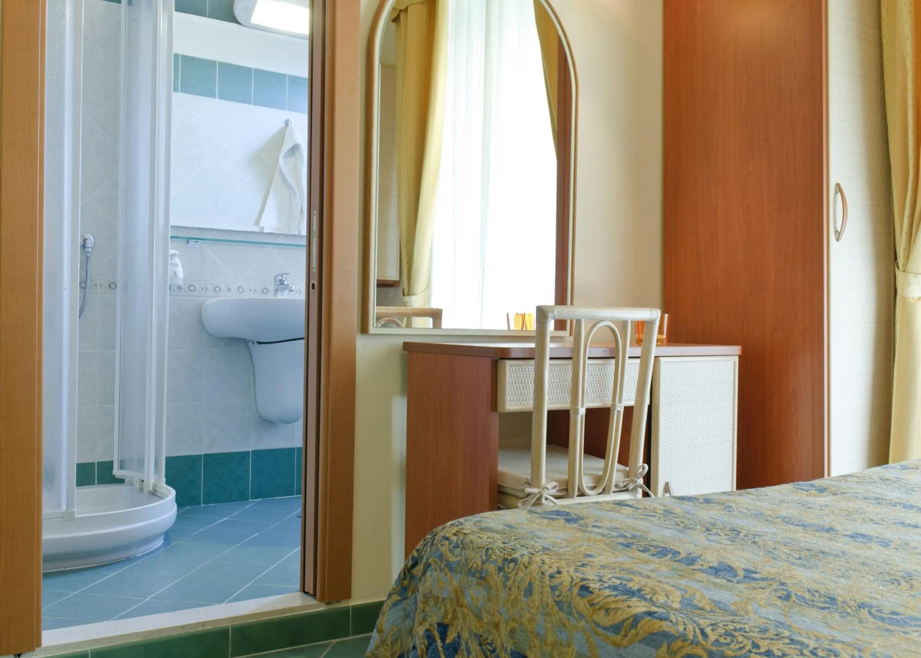 Bedroom, Bed in Pinetina Mare Baby Family Hotel