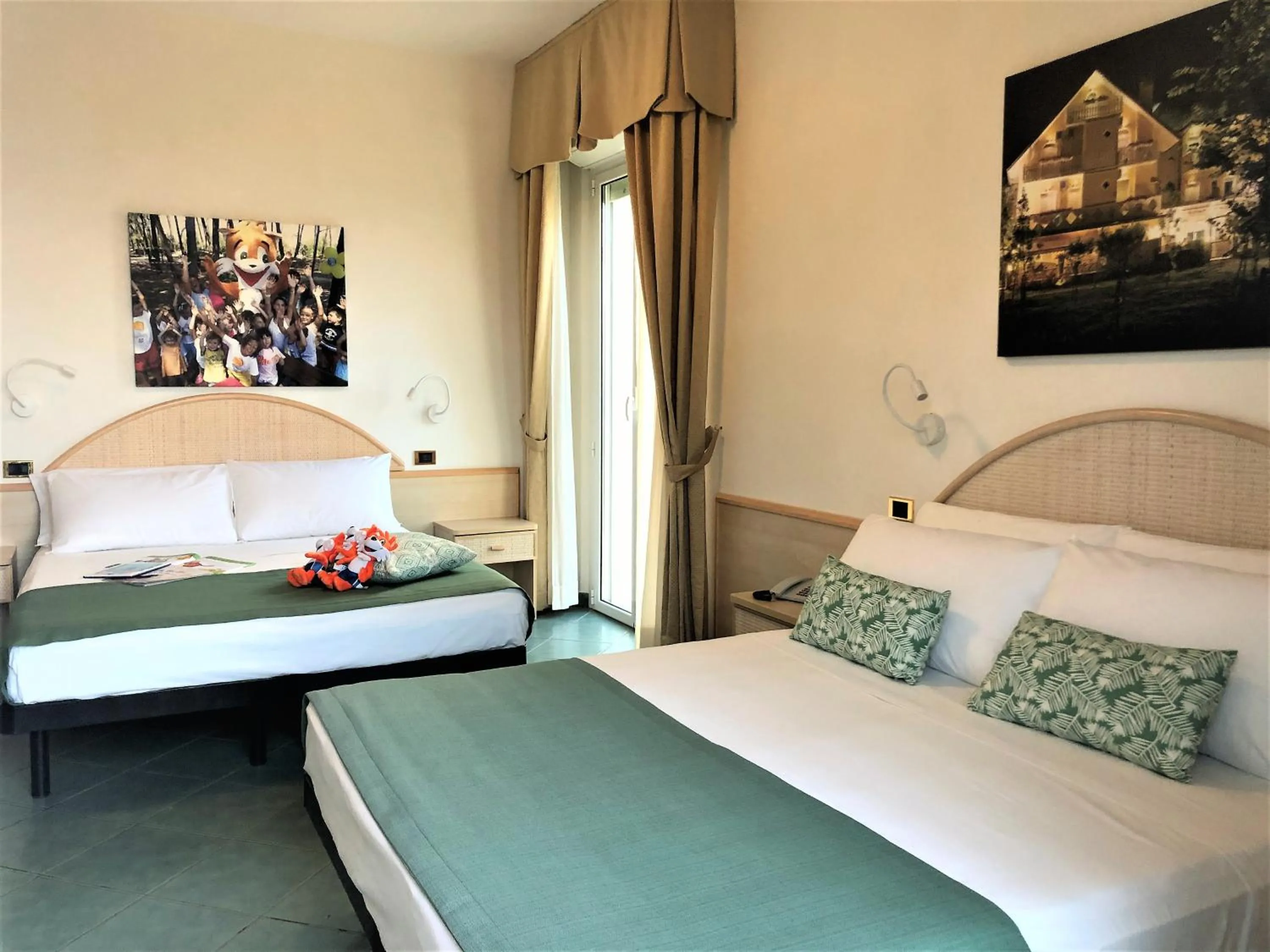 Bedroom, Bed in Pinetina Mare Baby Family Hotel