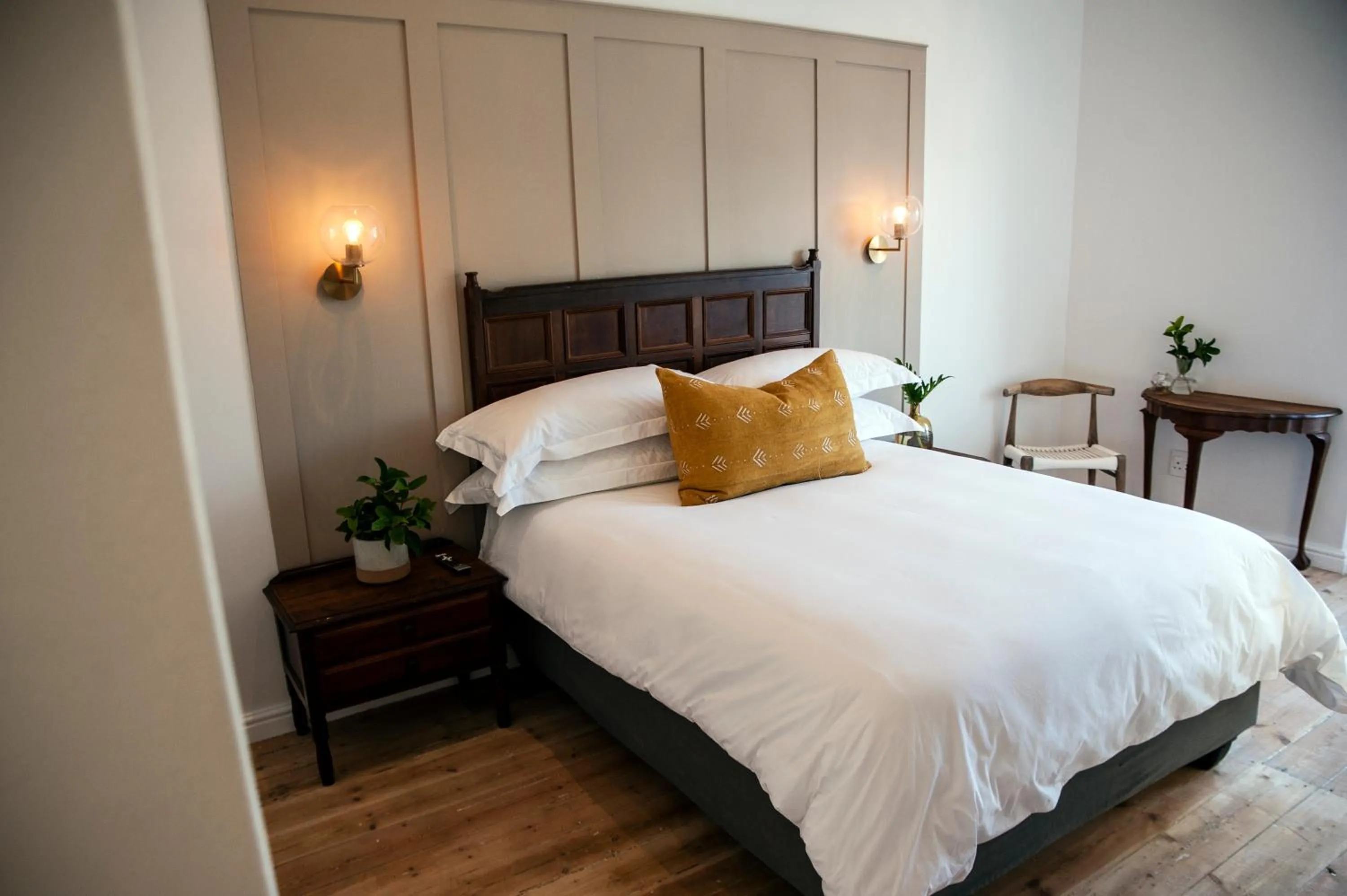 Bed in The Grand Hotel Robertson