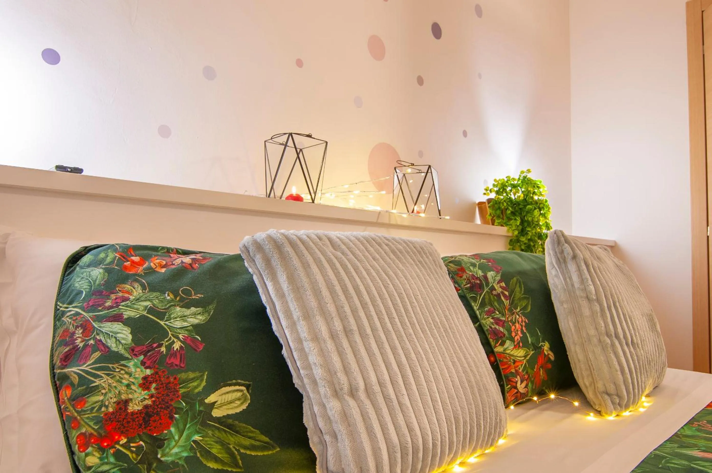 Decorative detail in Borgo Trento Home, vicinissimo ospedale Borgo Trento e centro storico