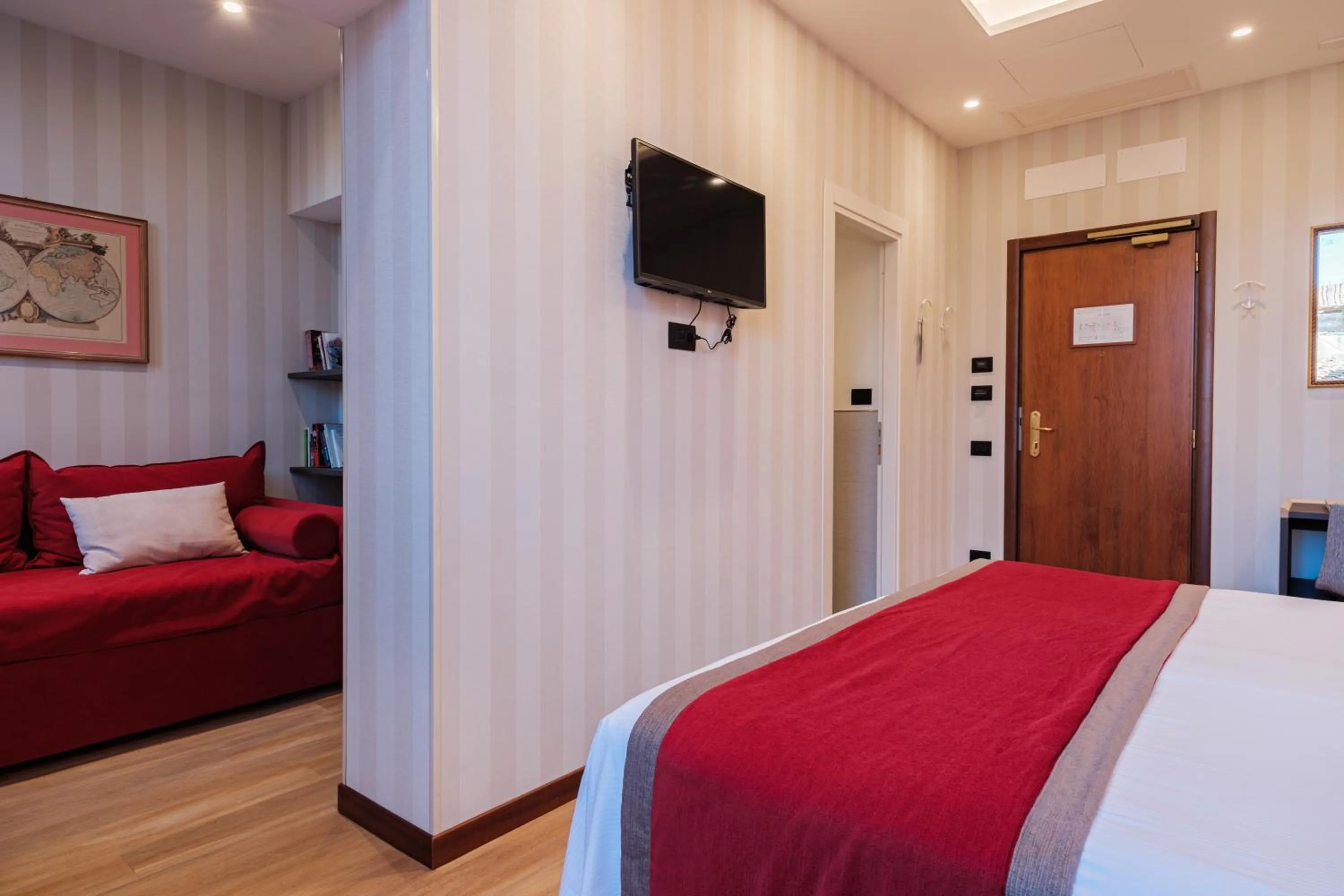 Seating area, Bed in Hotel Nazionale