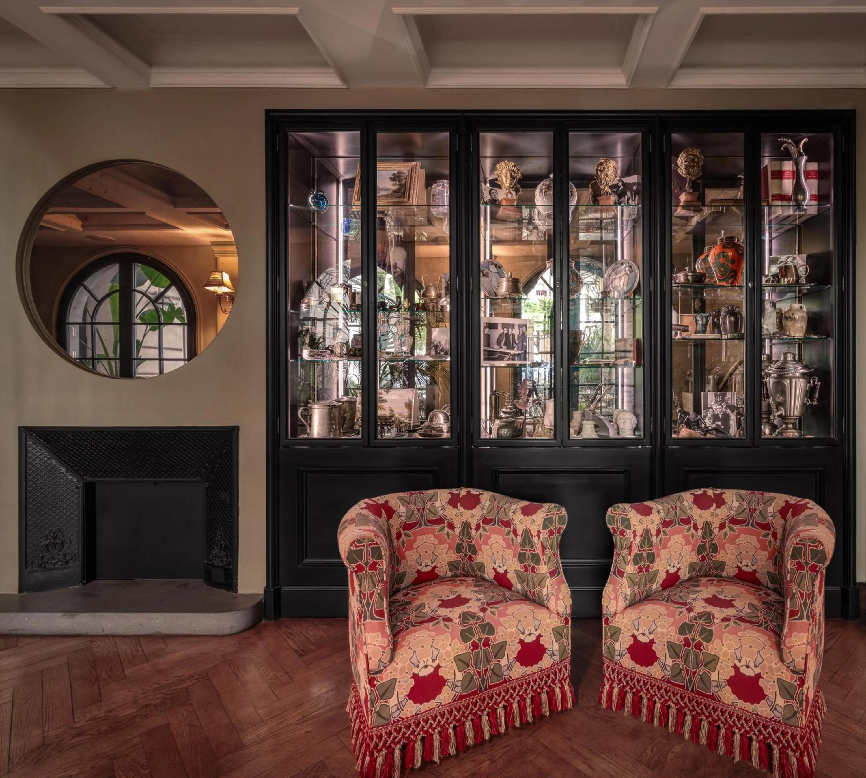 Decorative detail in Hotel Locarno