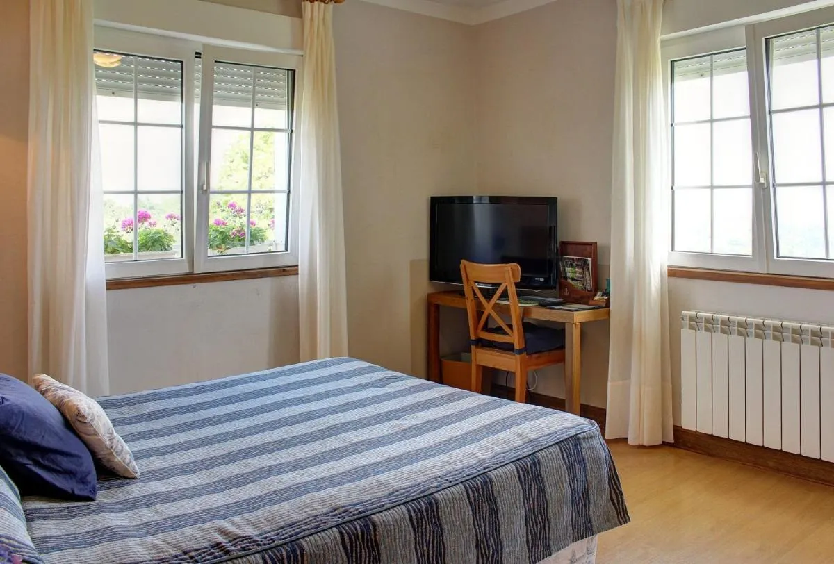 Bedroom, Bed in Hotel Mirador del Sella