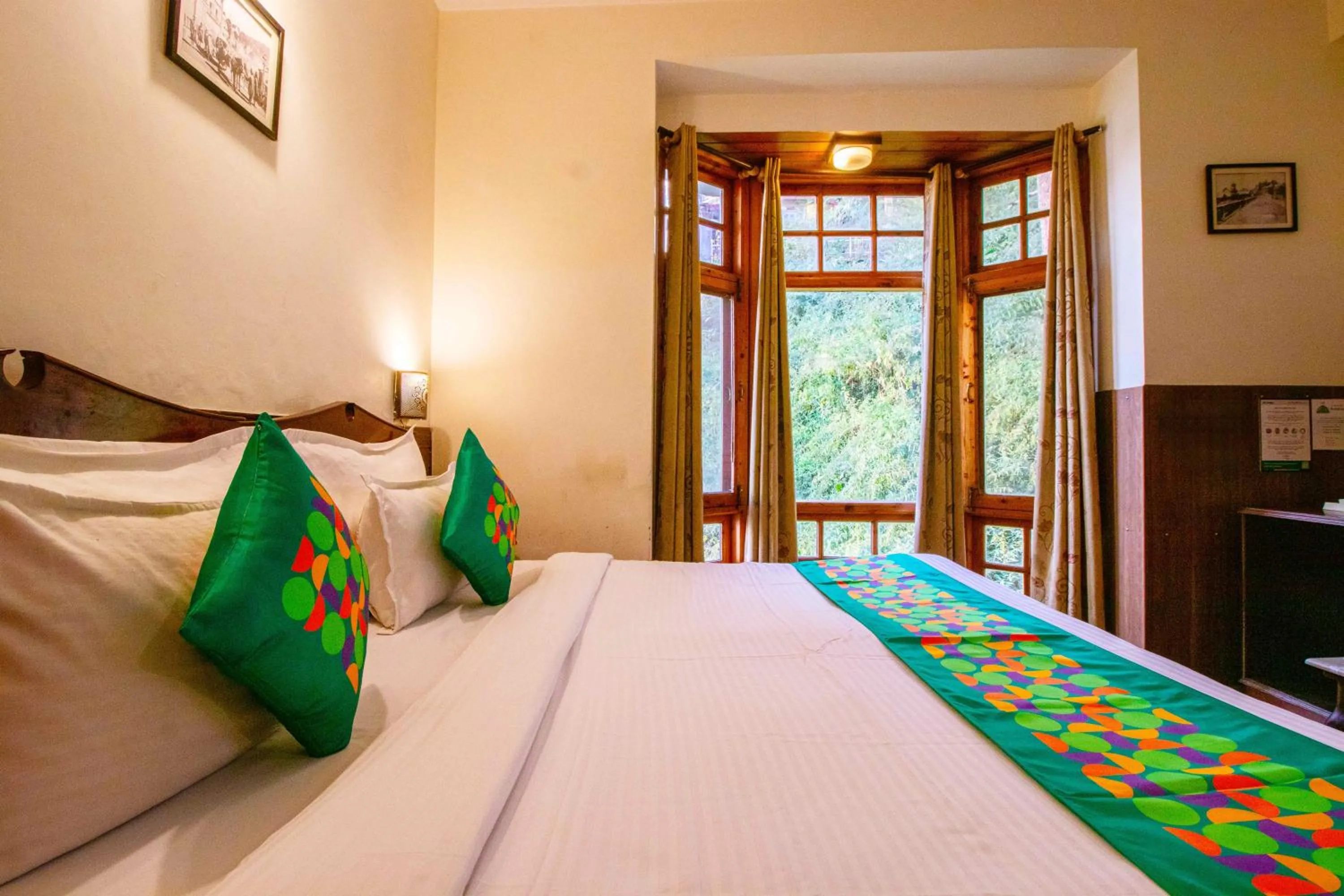 Bedroom, Bed in Treebo The Alpine Heritage Residency