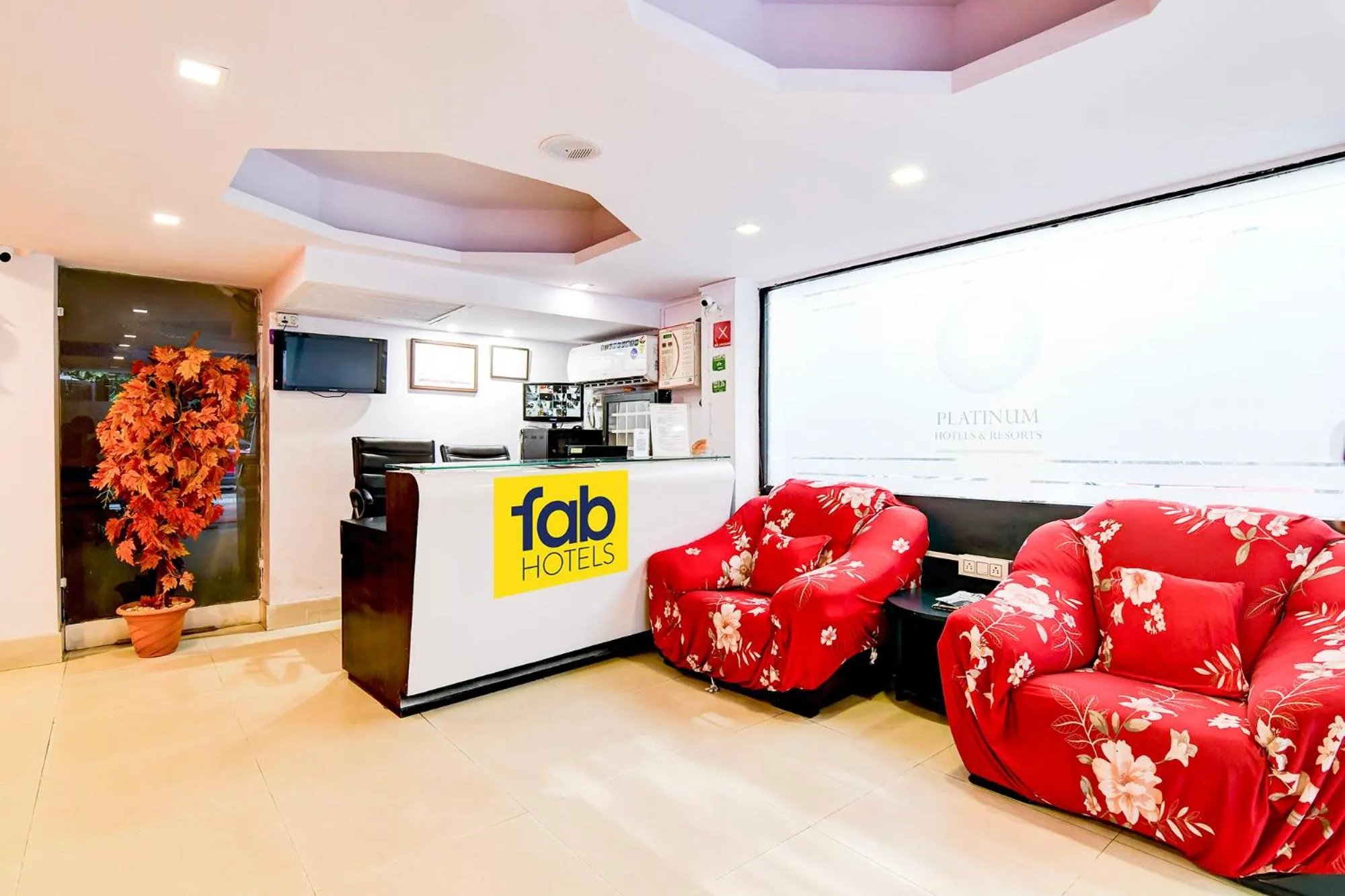 Lobby or reception in FabHotel Ballygunge Luxury - Behind Punjab Club