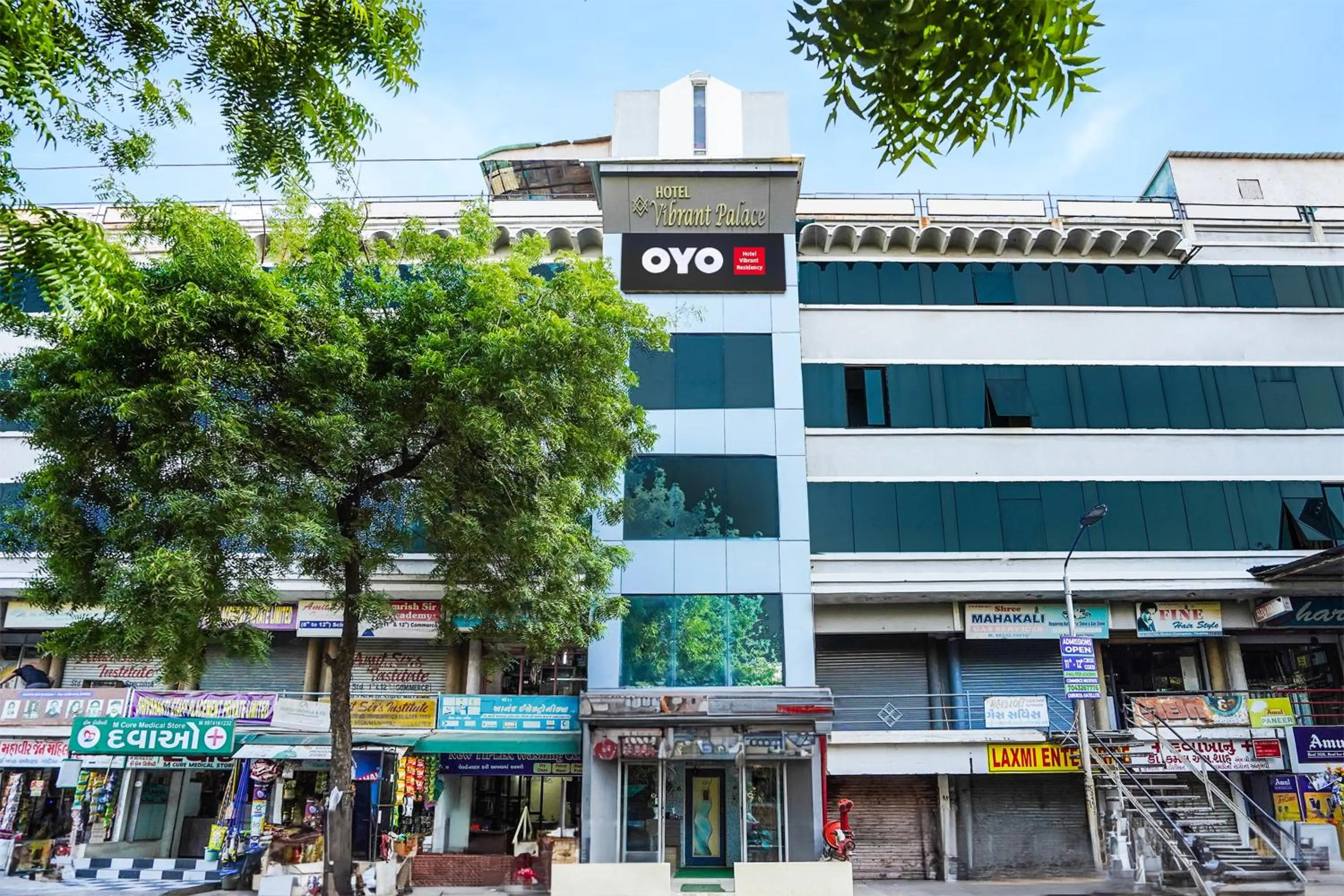 Facade/entrance in Hotel O Vibrant Residency