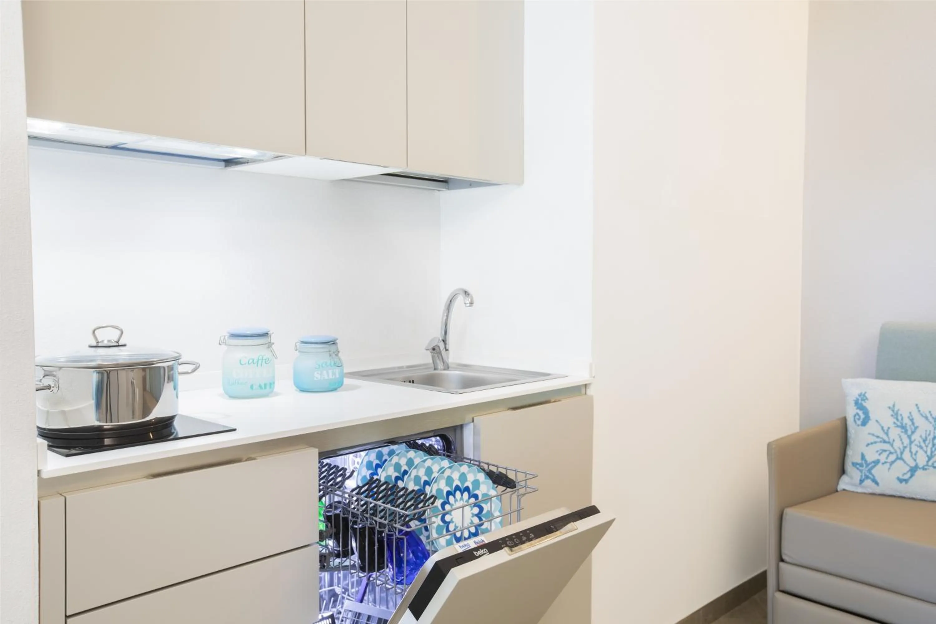 Living room in Cormoran Hotel & Residence