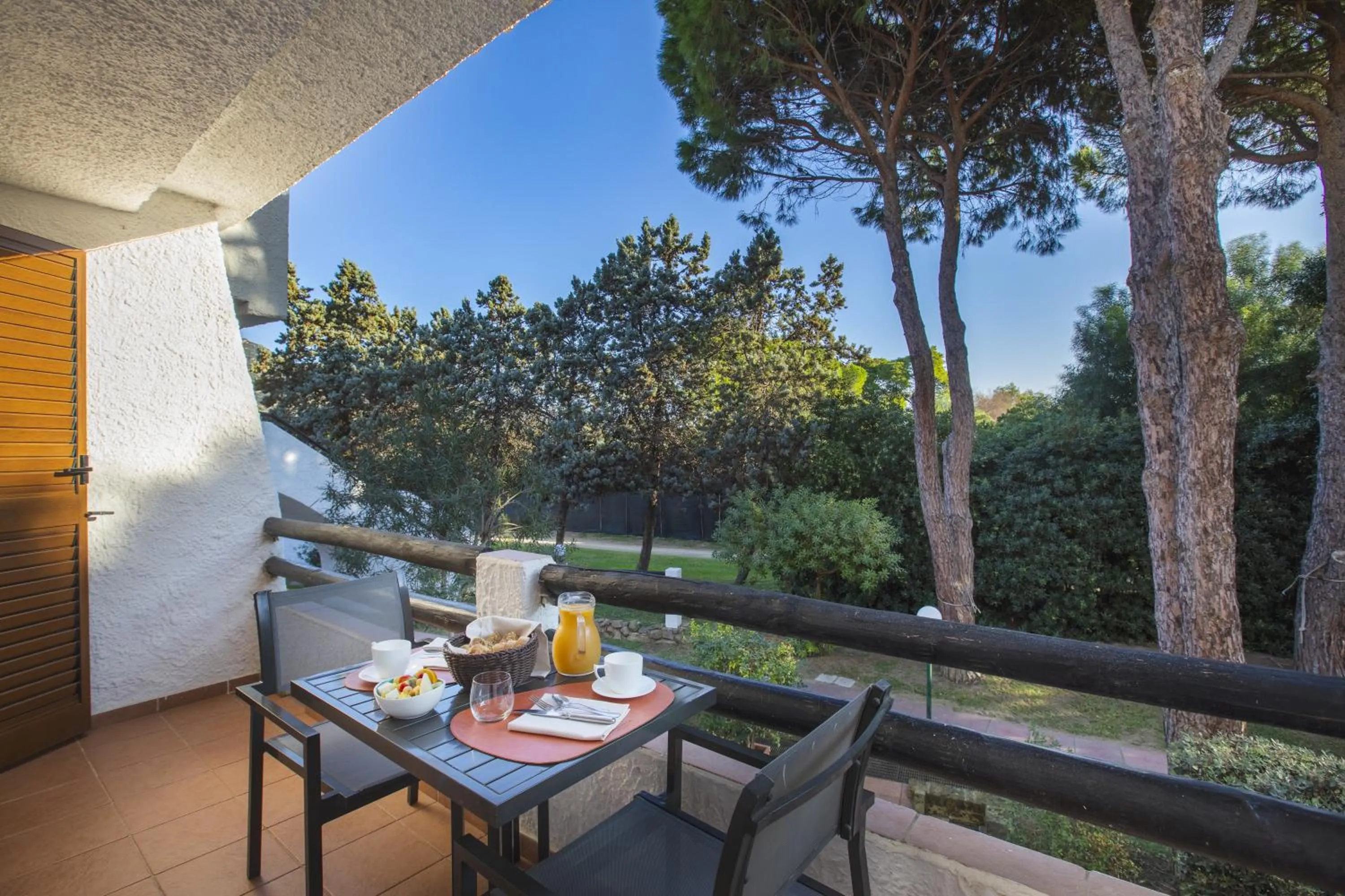 Balcony/Terrace in Cormoran Hotel & Residence
