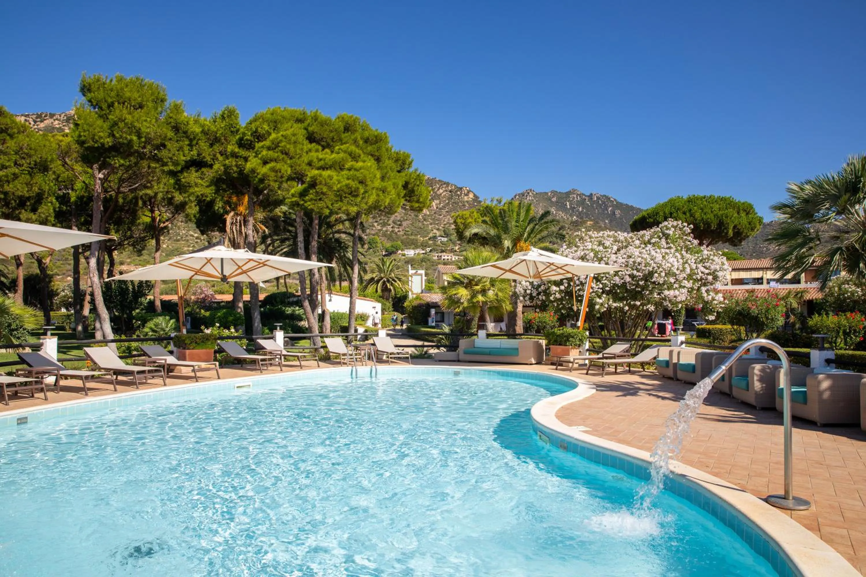 Swimming pool in Cormoran Hotel & Residence