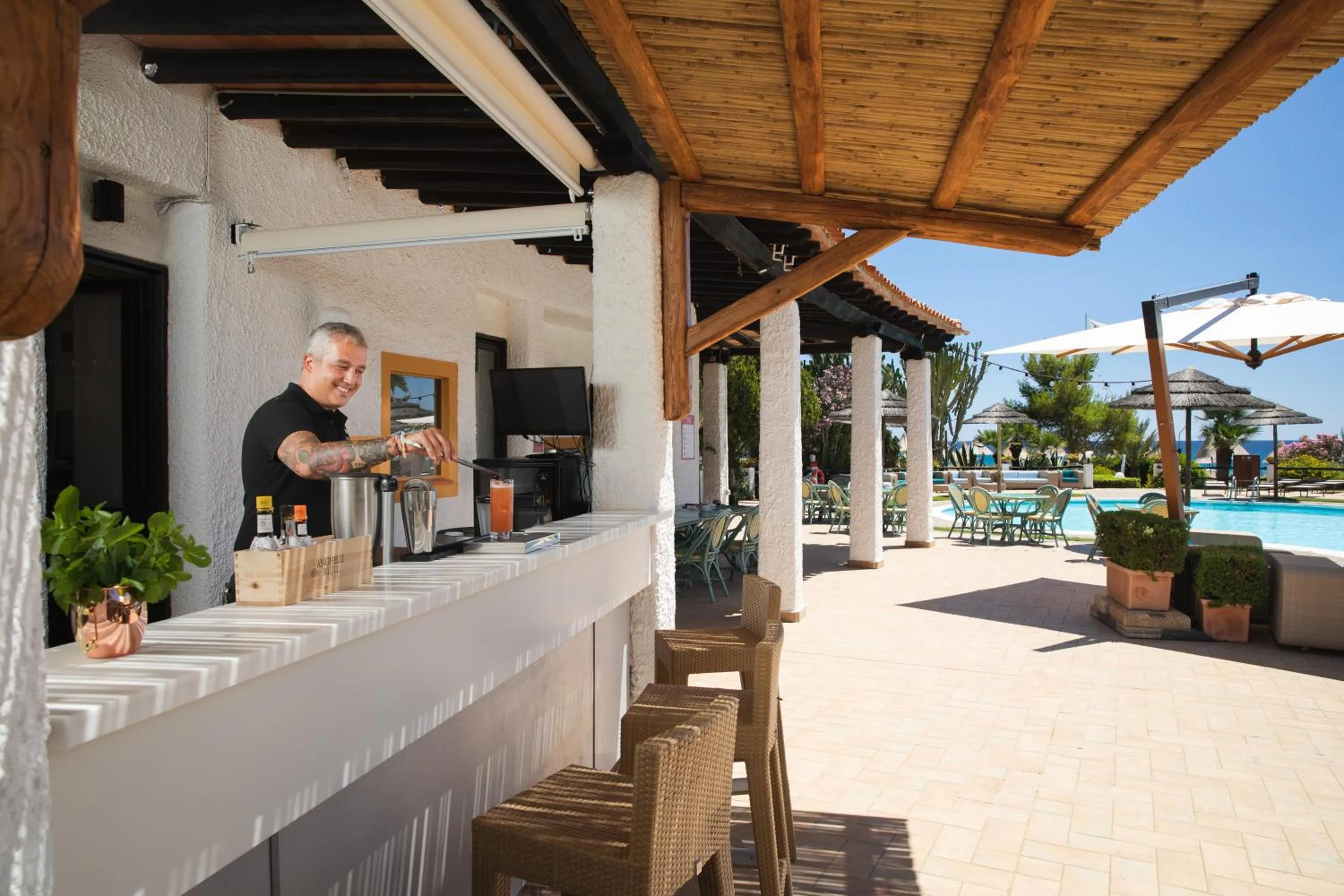 Day in Cormoran Hotel & Residence