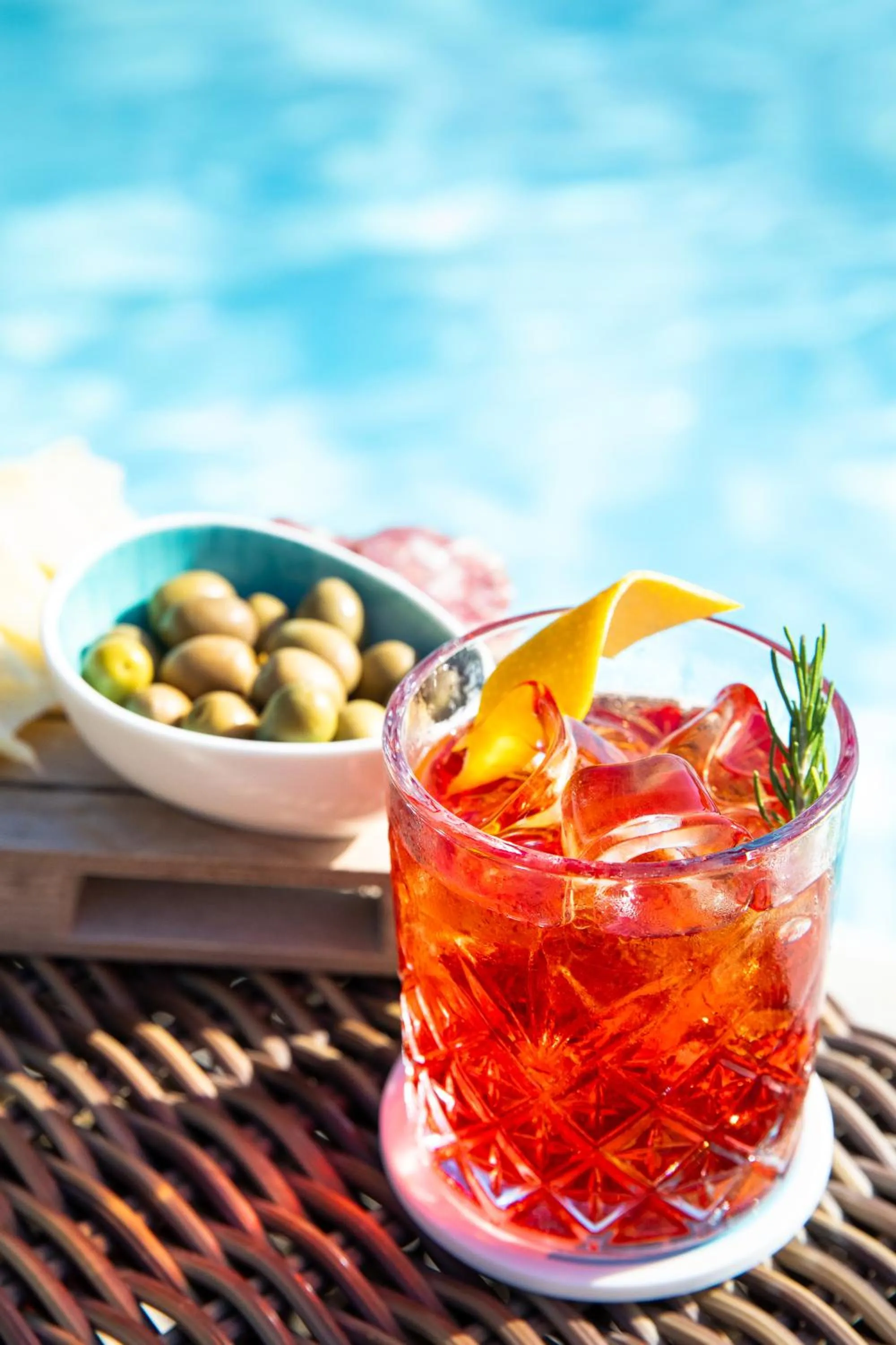 Drinks in Cormoran Hotel & Residence