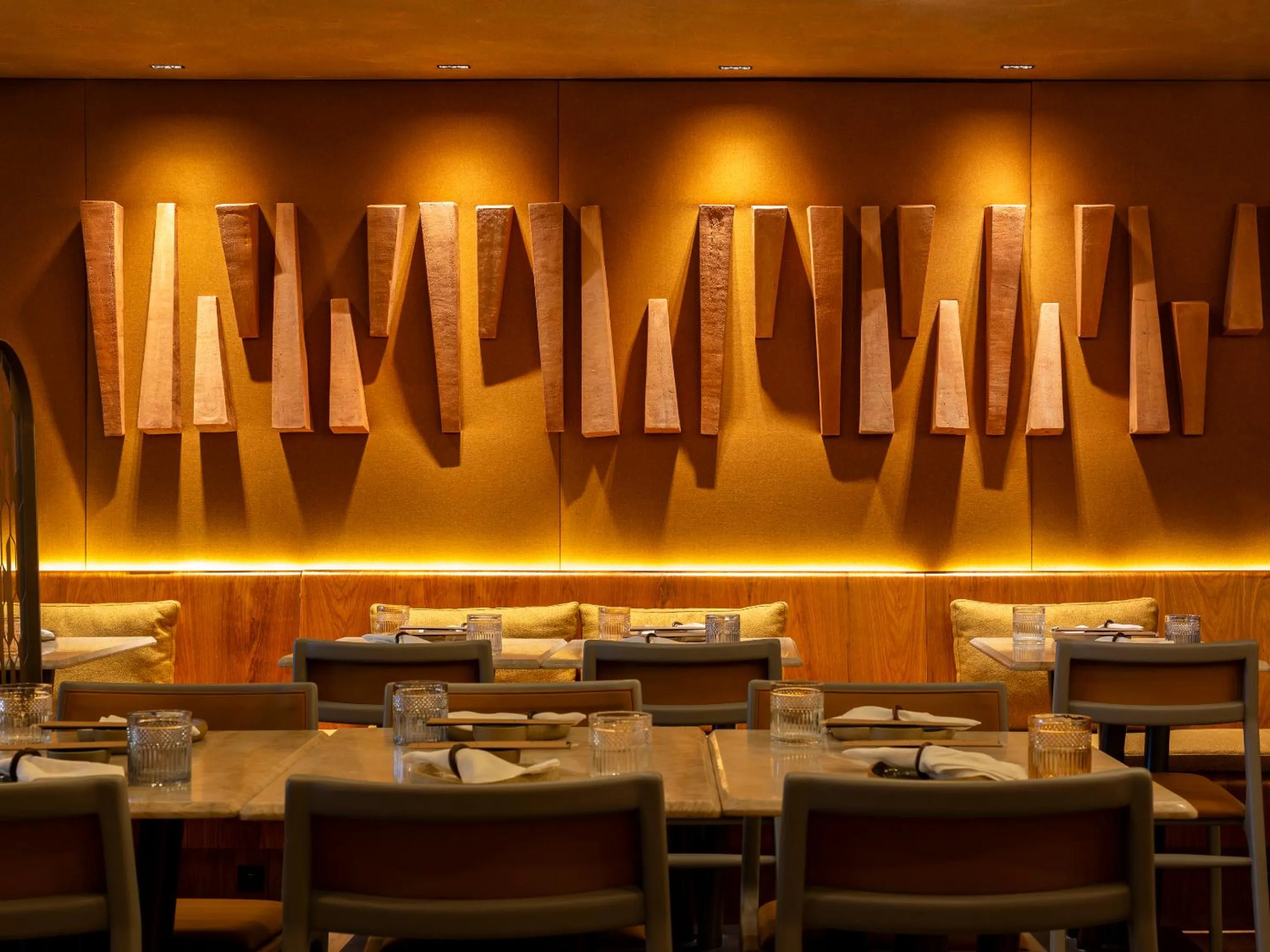 Restaurant/places to eat in Hotel Gran Marquise